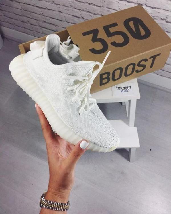 yeezy 350 white oreo (y15