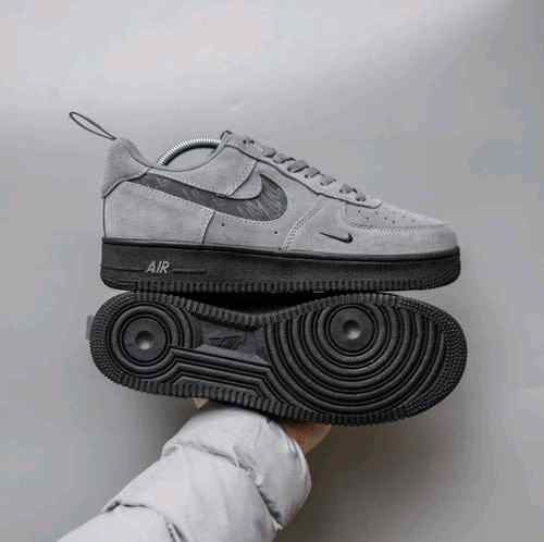Nik.e airforce 1 07 lv8 se reflective swoosh cool grey (1121