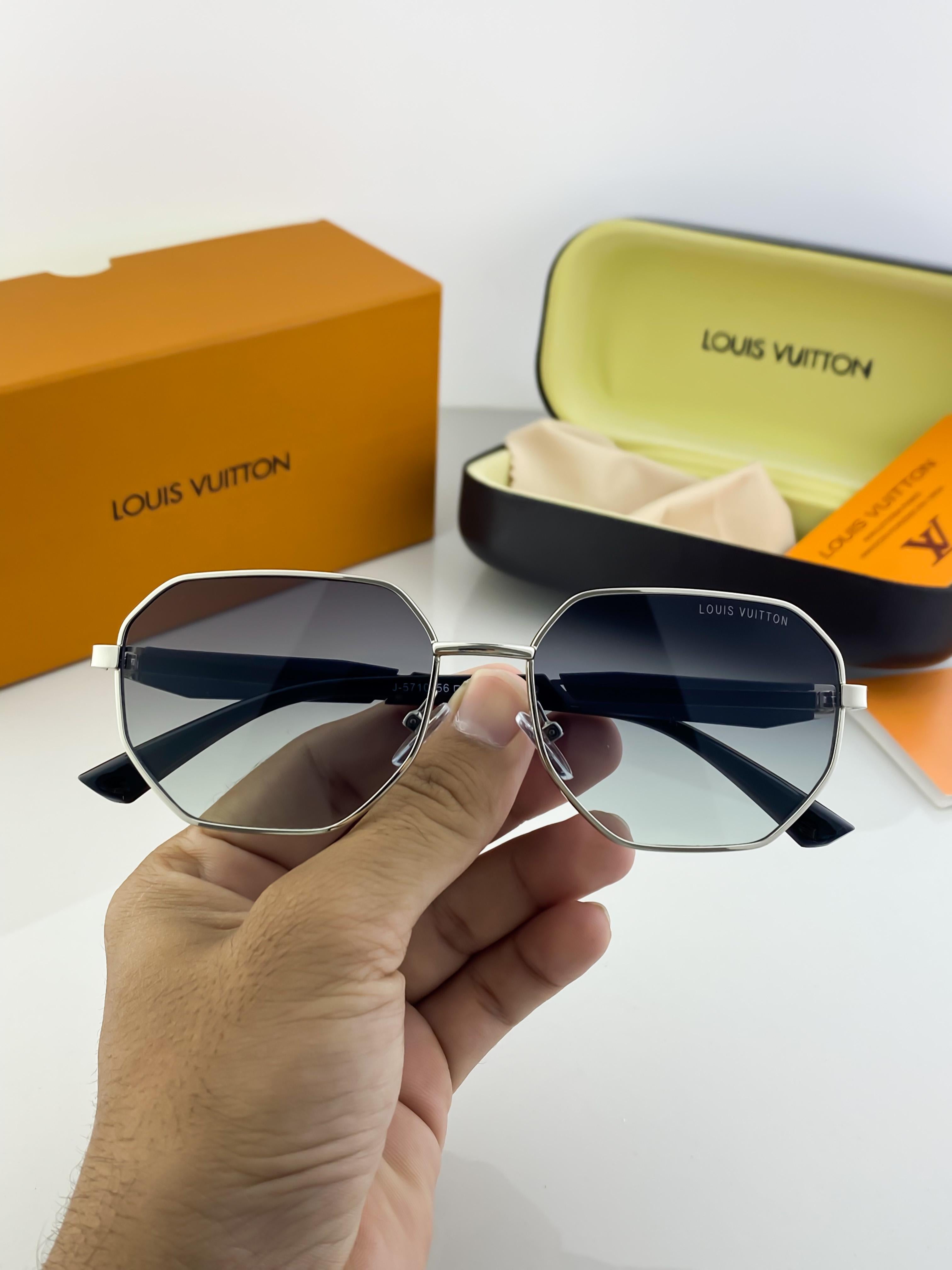 Loui_s Viitt_on 5010