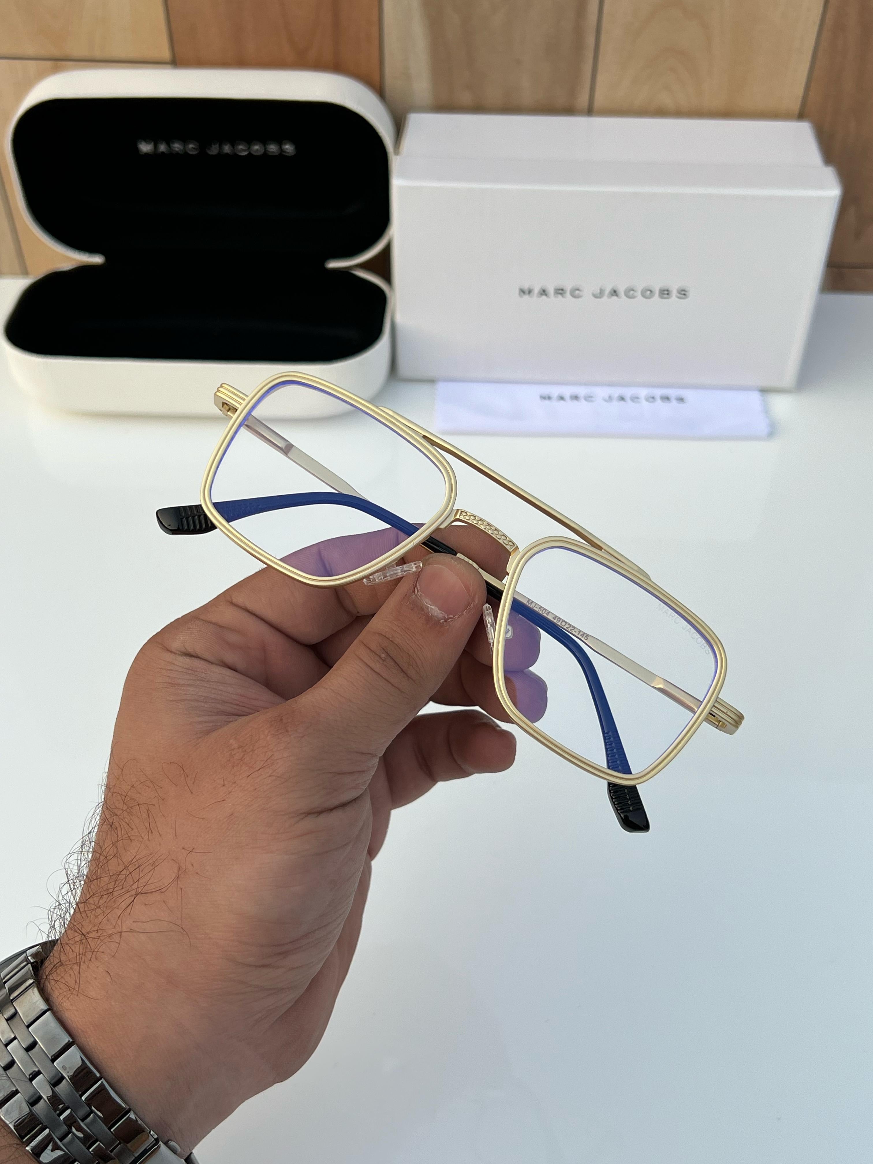 M_arc jacobs 504 gold plano A