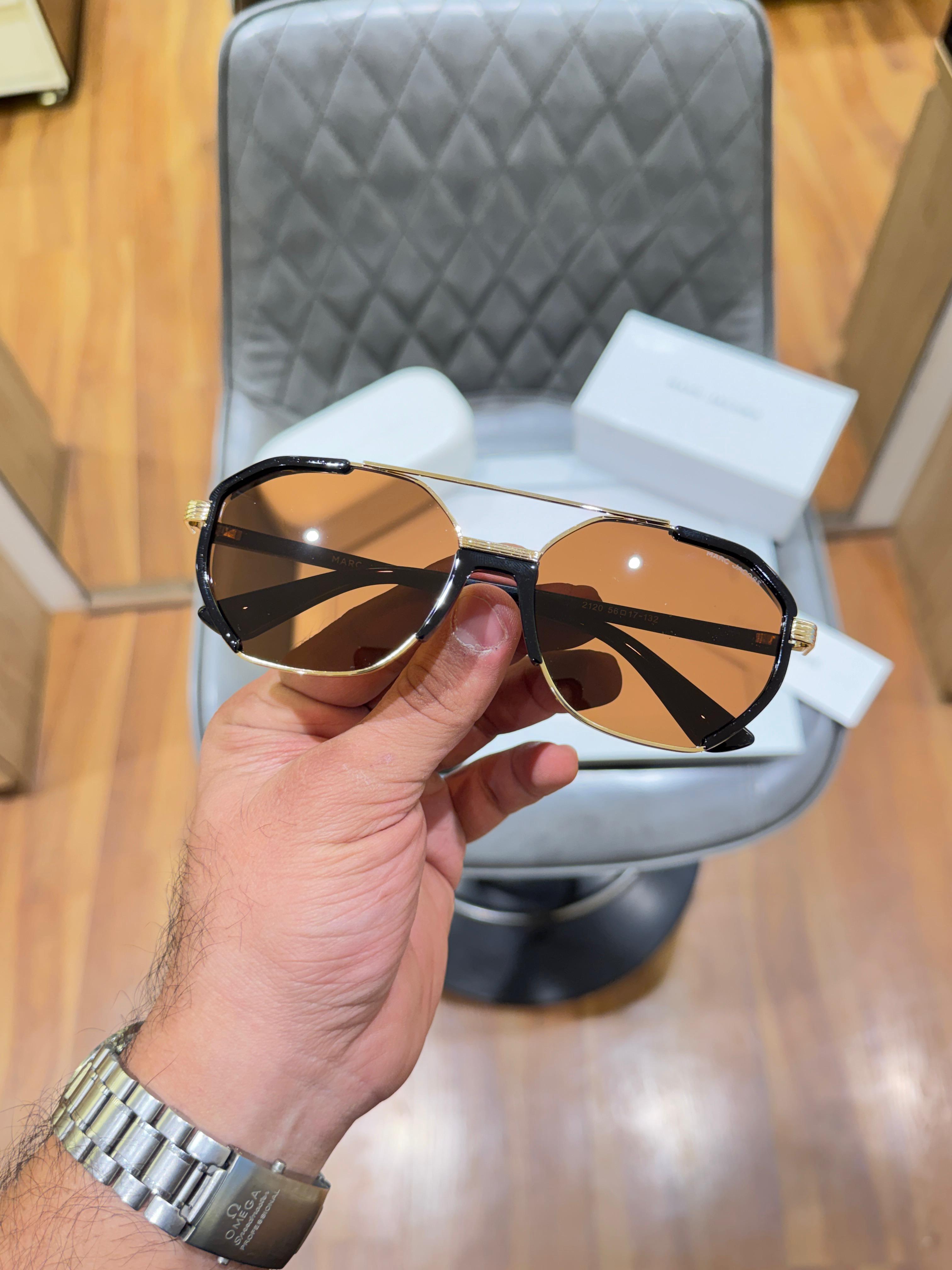 Marc jacobs 2120 gold brown