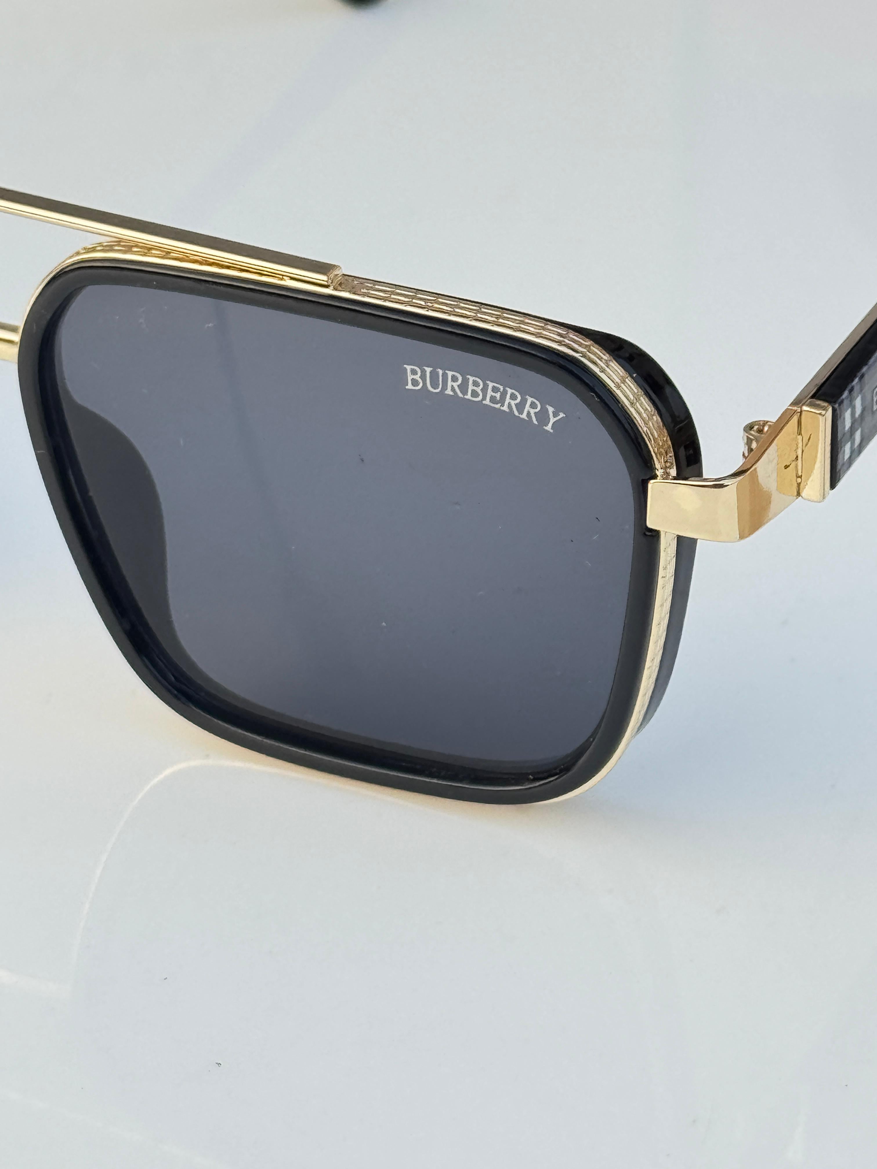 Burberr_y 2911 gold black