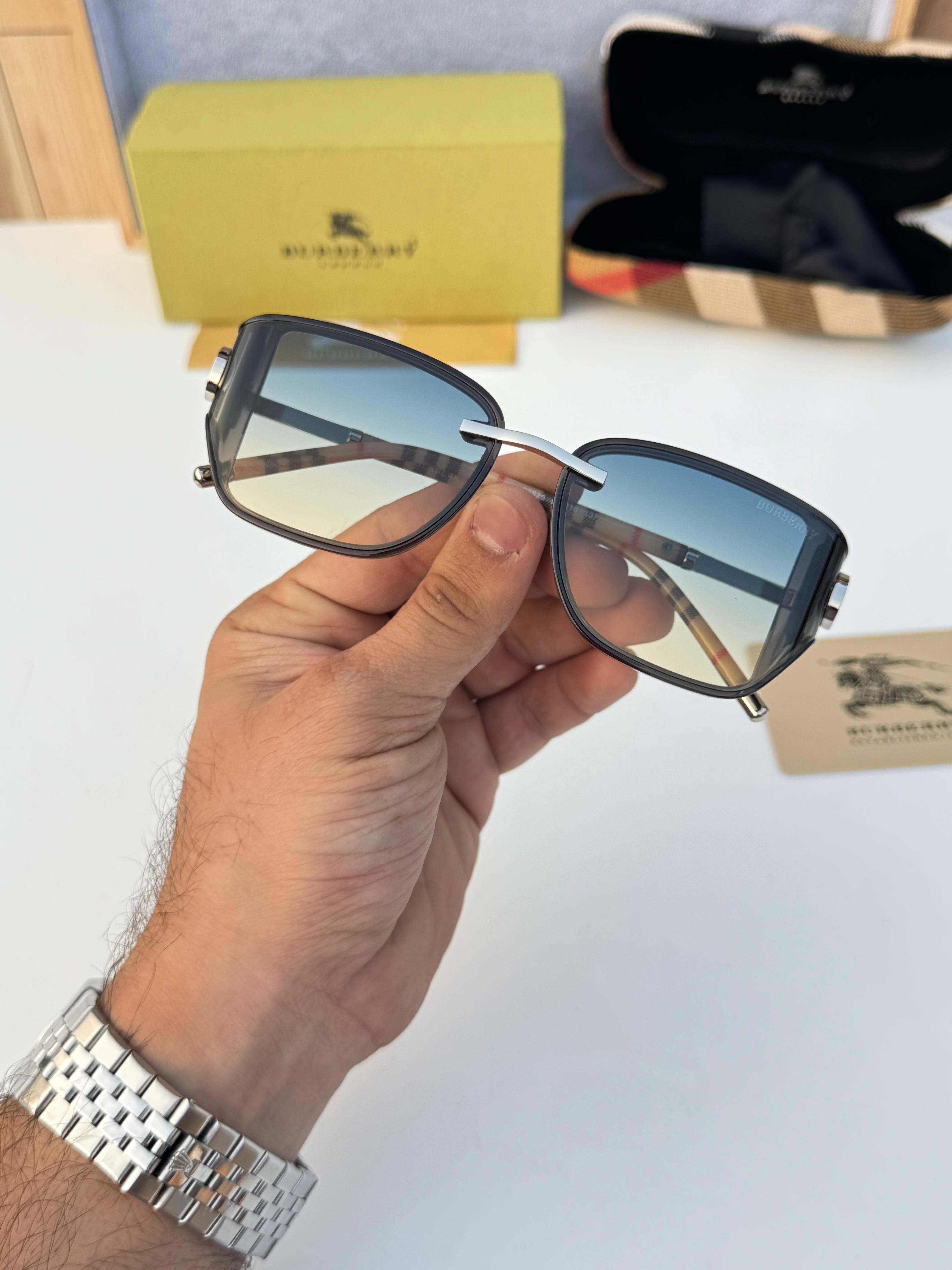 Burberry 92525 sea green