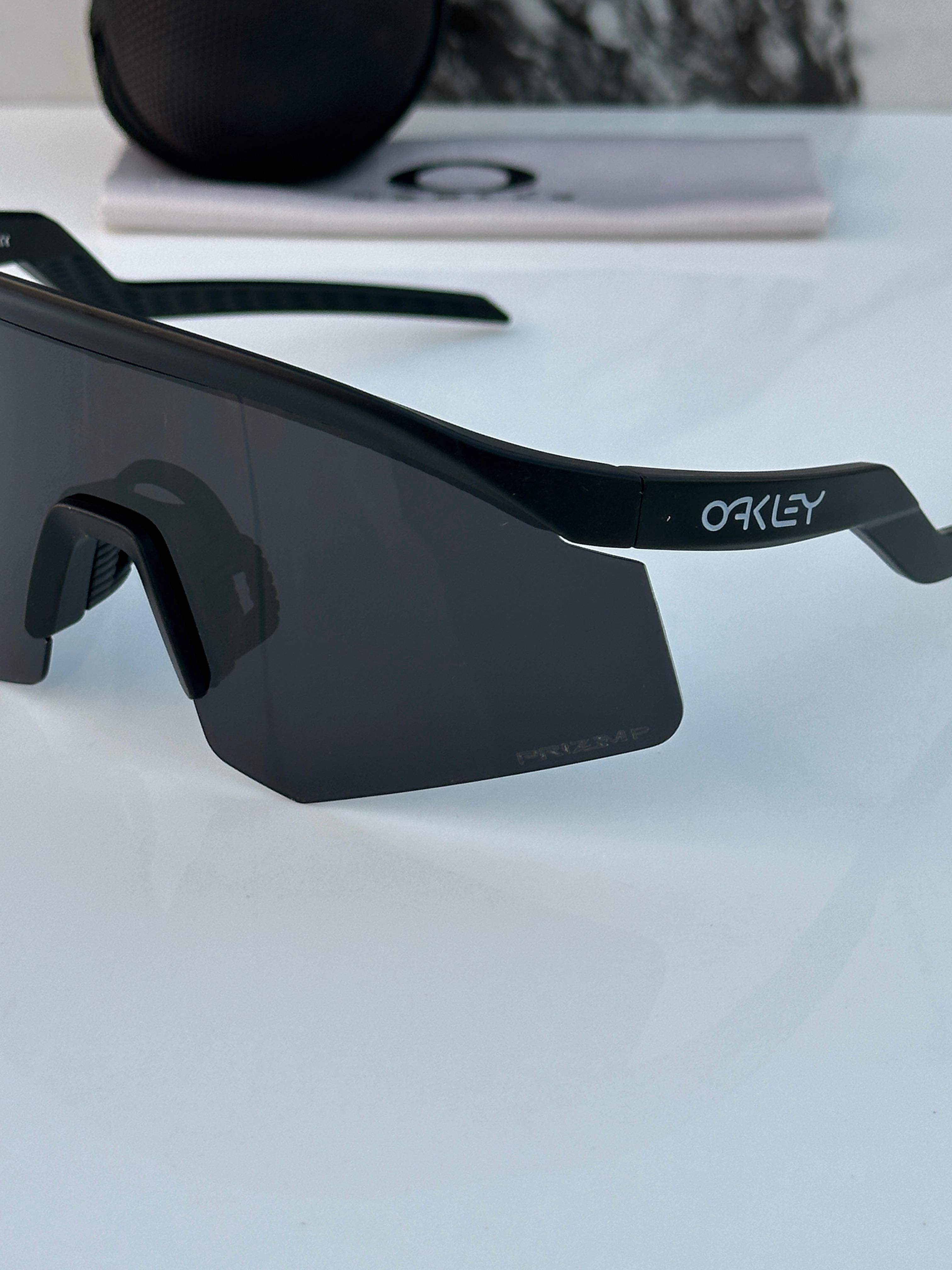 Oakle_y hydra 4929 full black