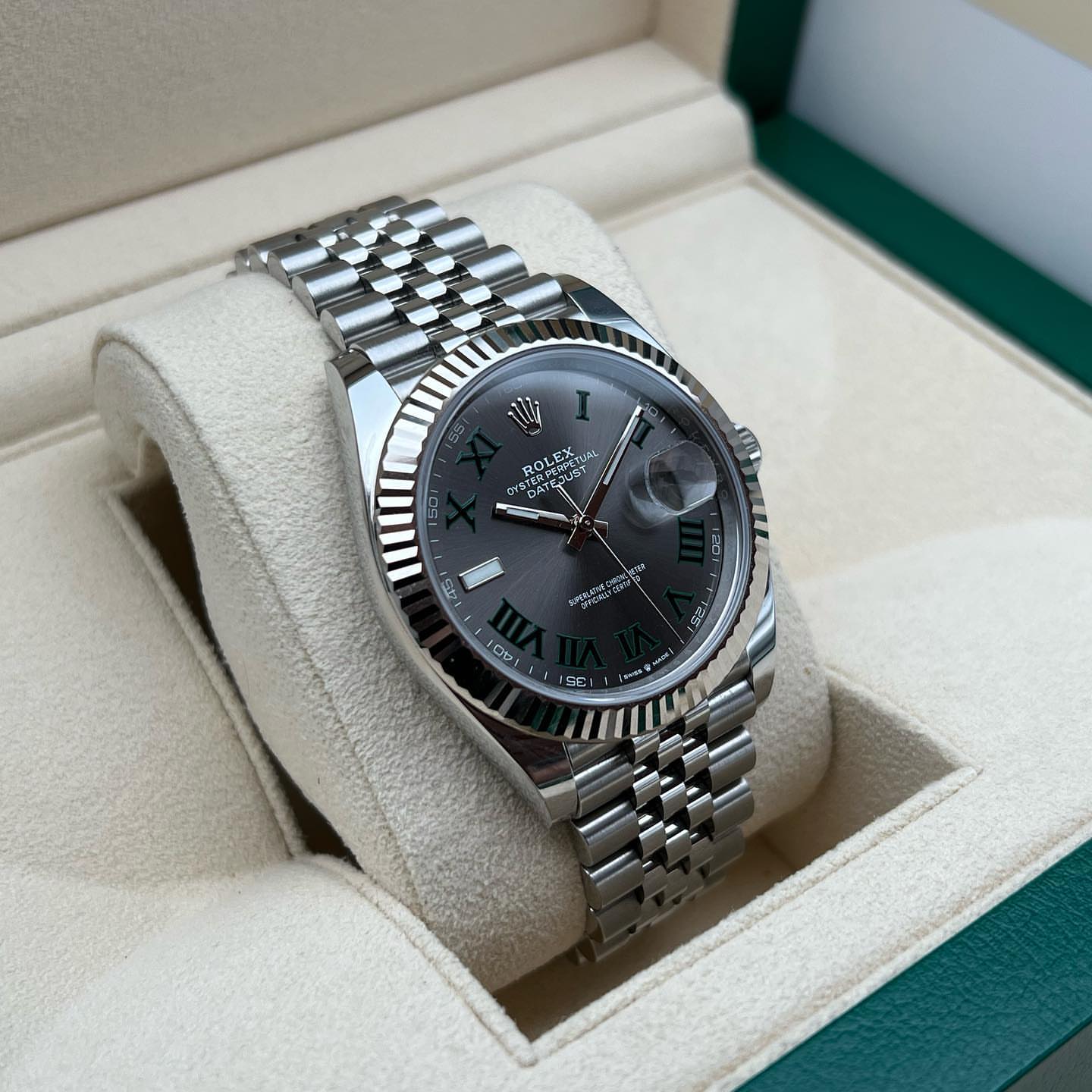 luxury Watch Oyster perpetual Date just