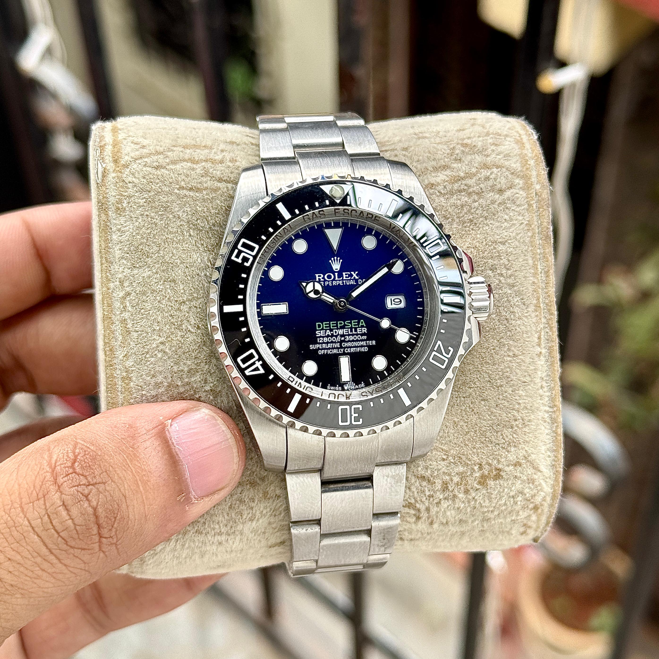 luxury Watch silver black blue