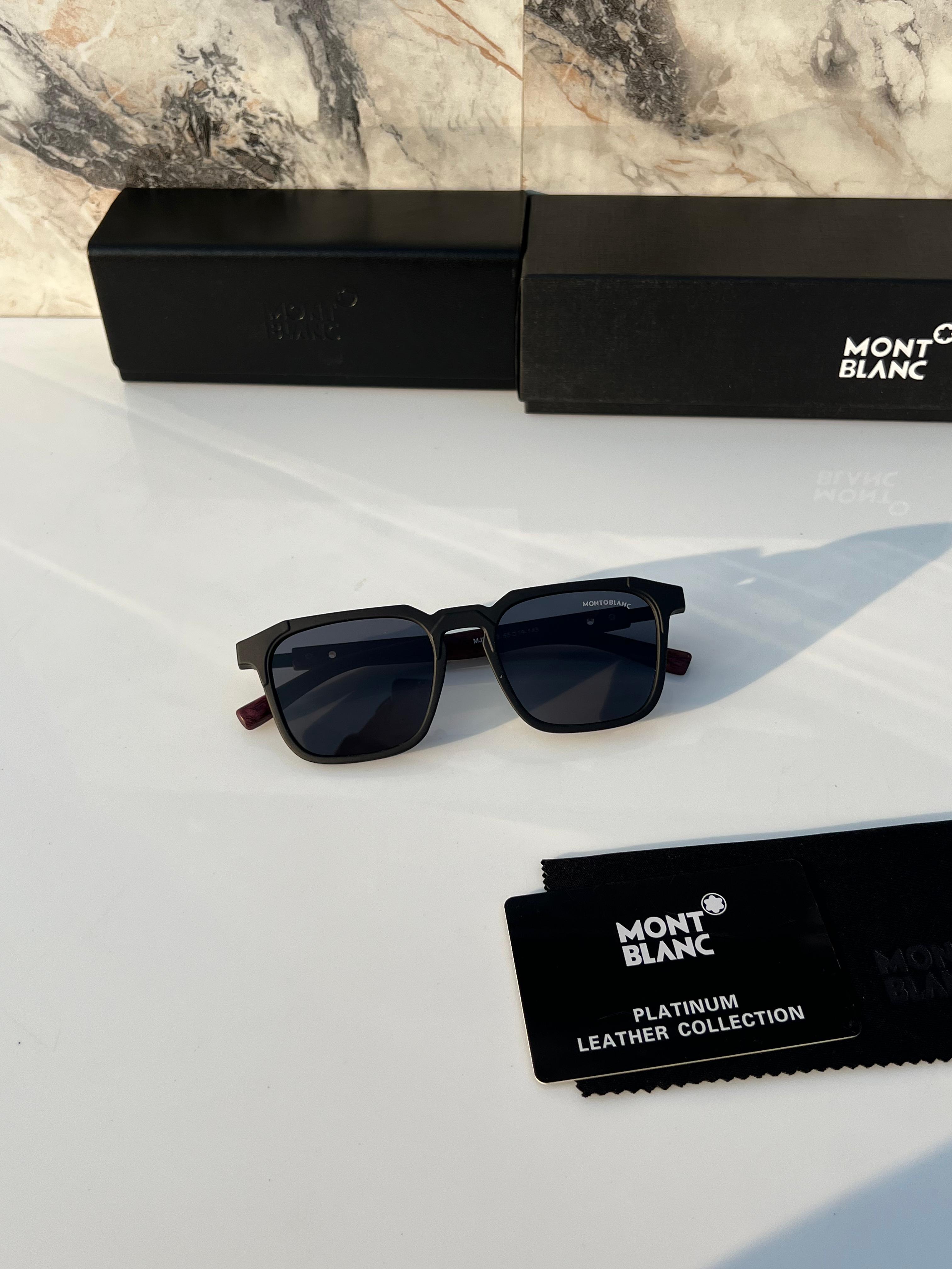 Mont blanc 200 matt black