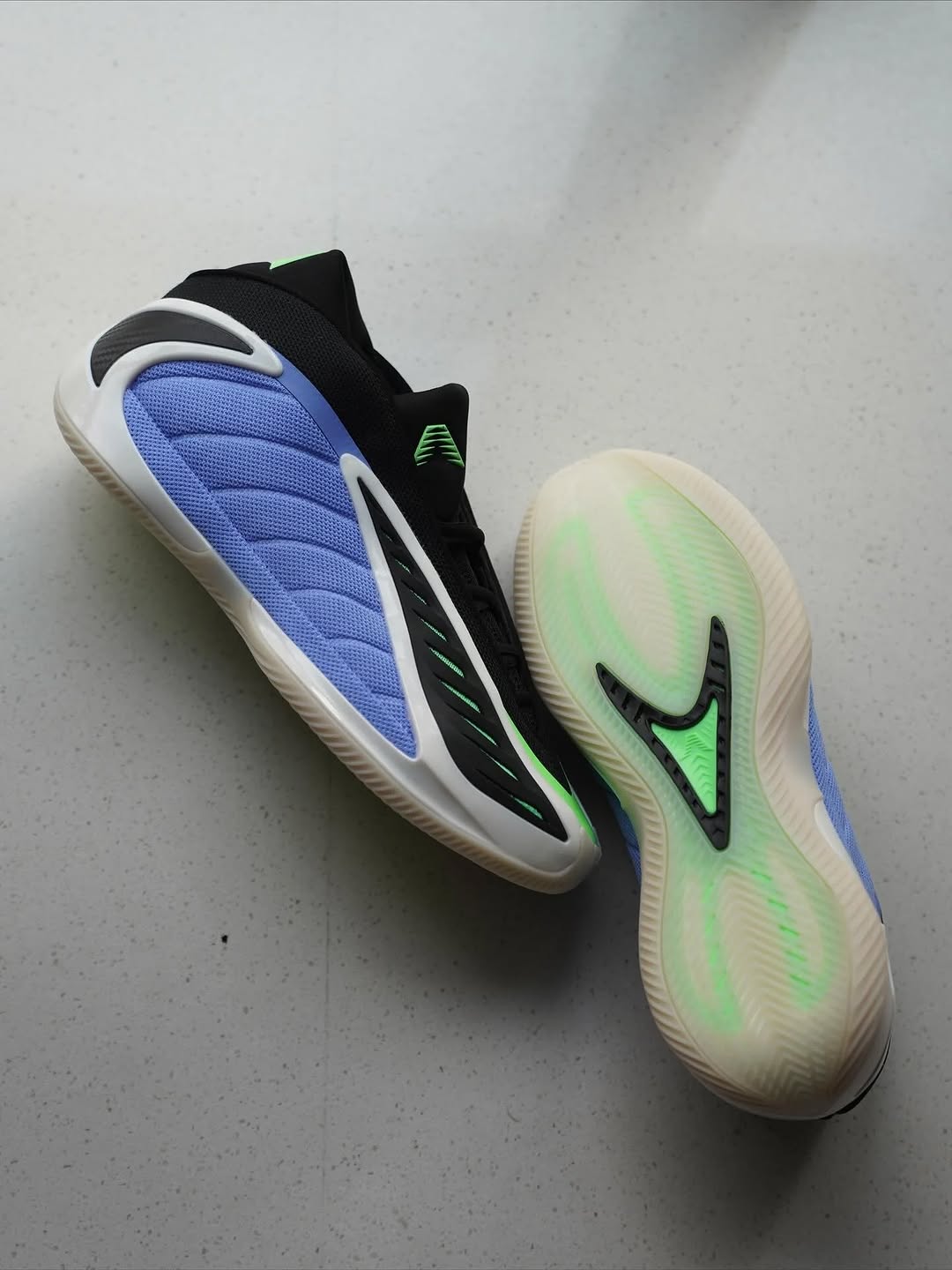 Adidass Anthony Edwards 2 Fusion Blue Zero Metallic Lime Burst