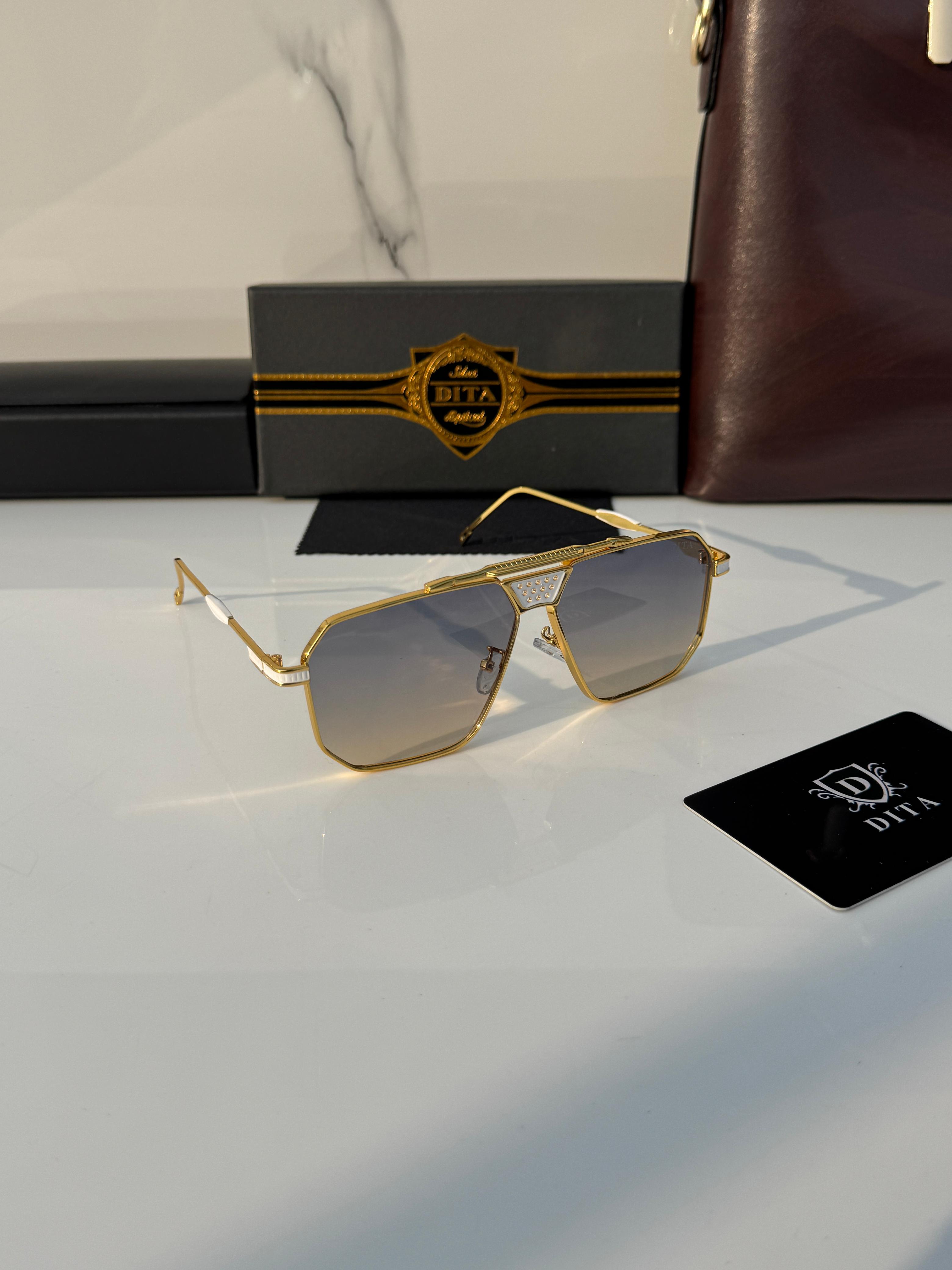 *Dita 9090 sea blue*