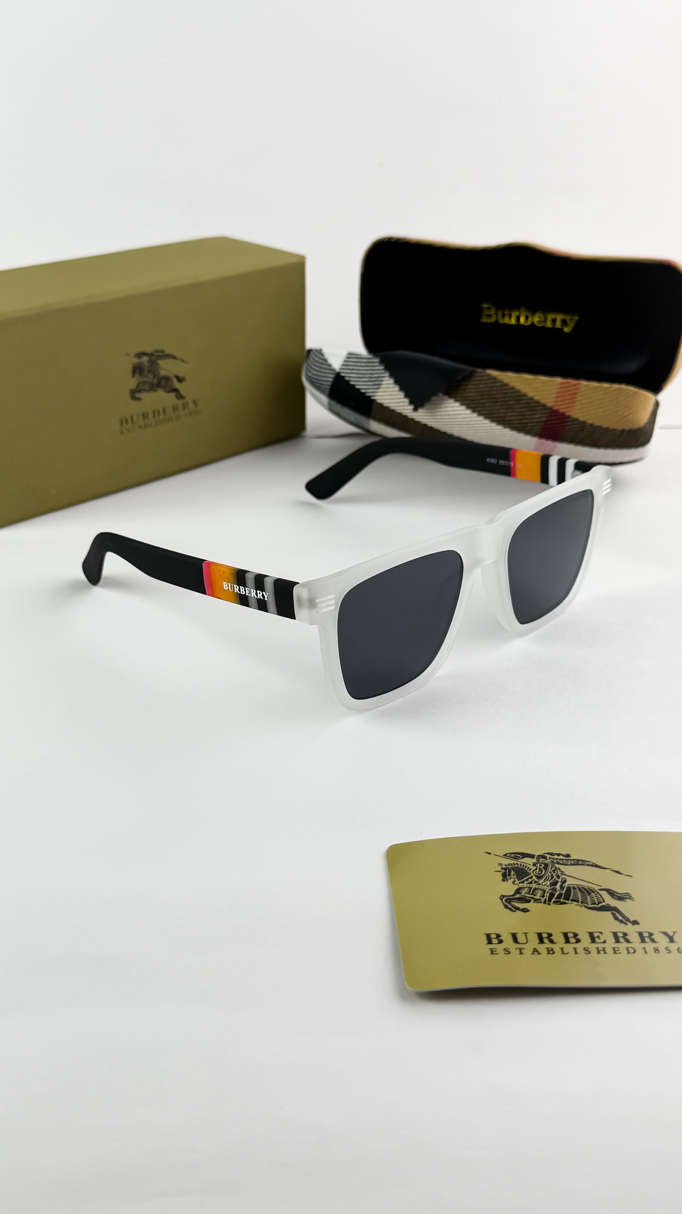 BURBERRY ICE BLACK 4382 MOST DEMANDING ARTICLE
