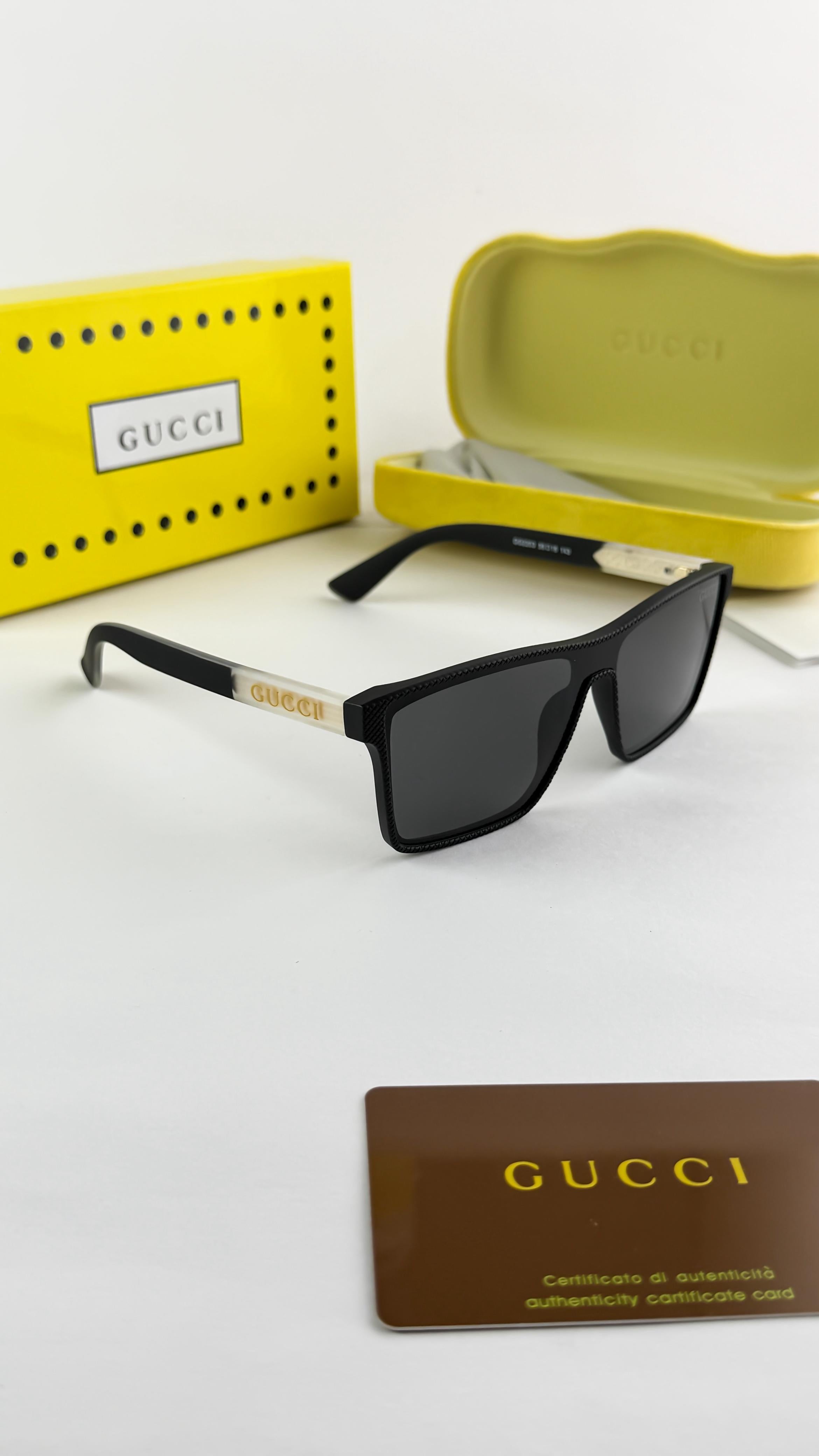 *GUCCI BLACK 2203. OUT STANDING ARTICLE