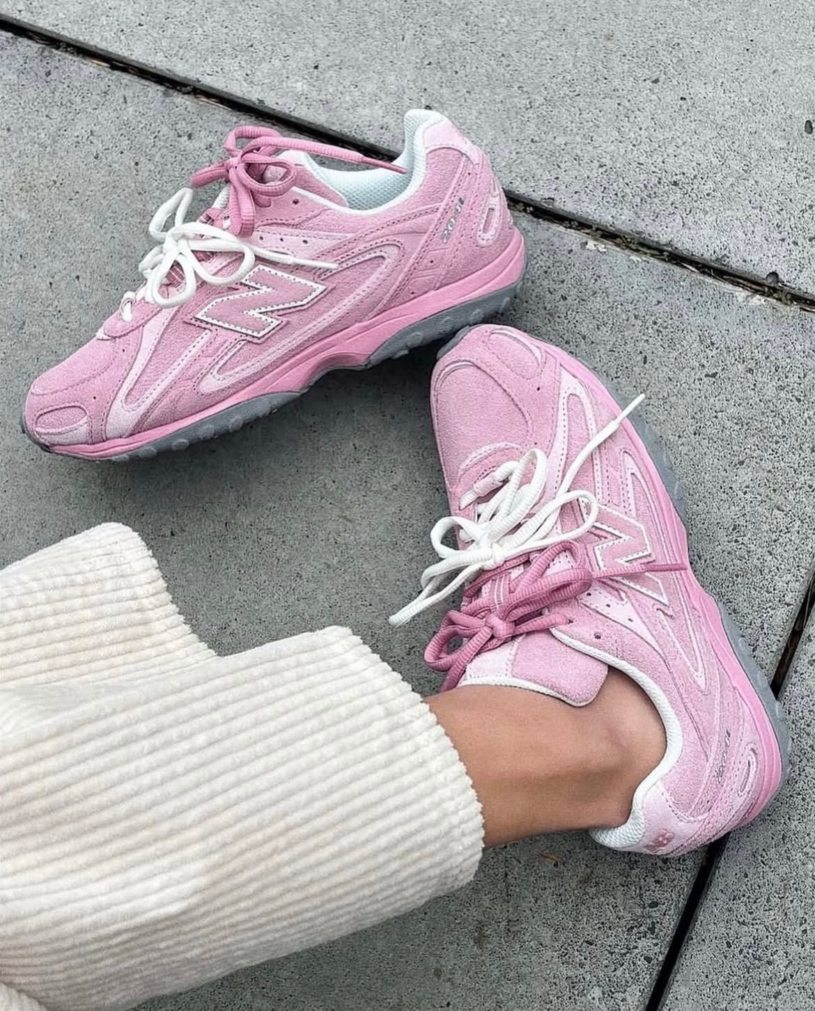 NE_W BALANCE 204L PASTEL PINK