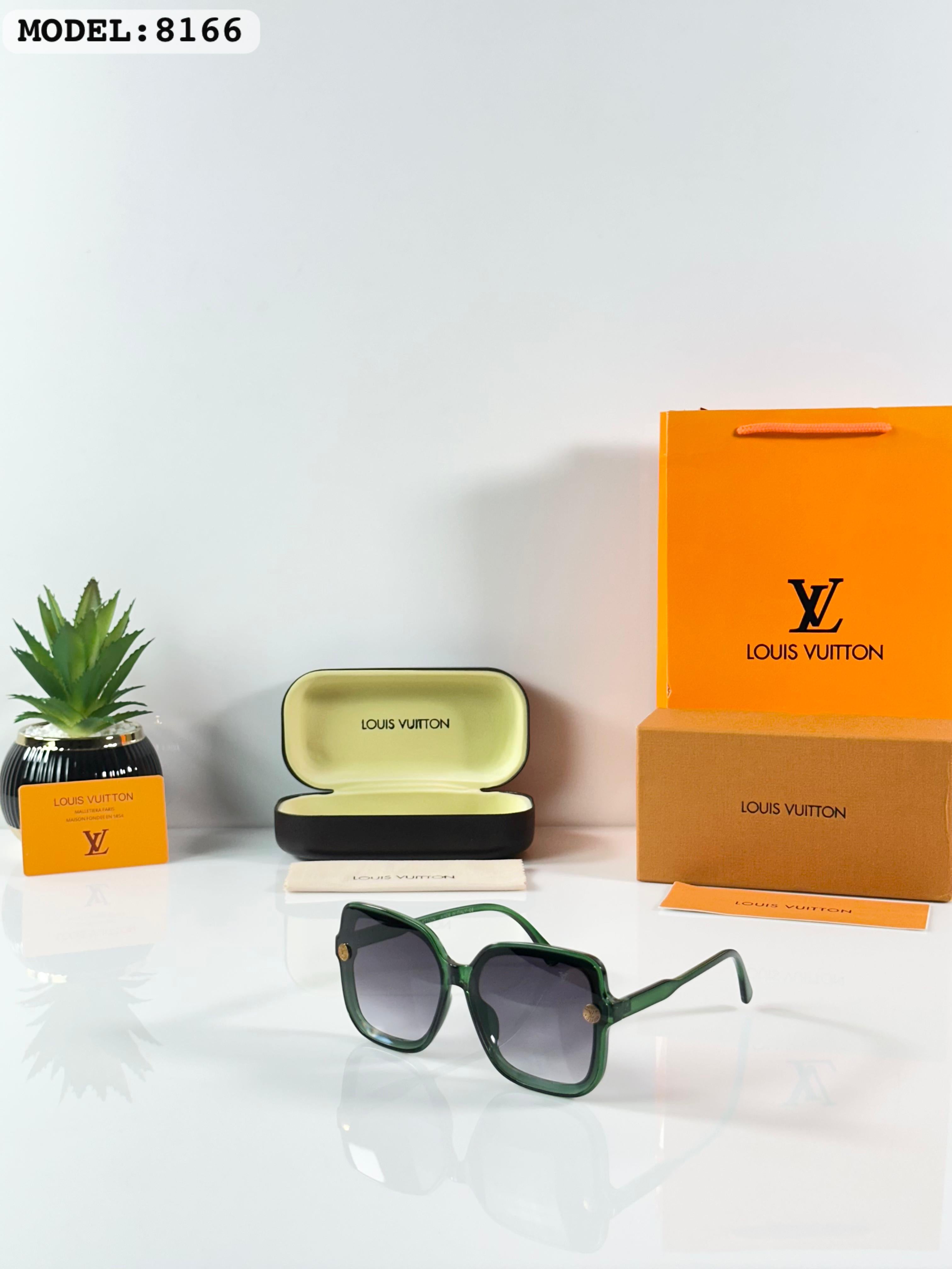 LOUIS VUITTON WMNS 8166 GREEN BLACK DC