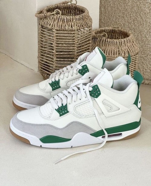 Air Jorda_n Retr_o 4 Pine Green