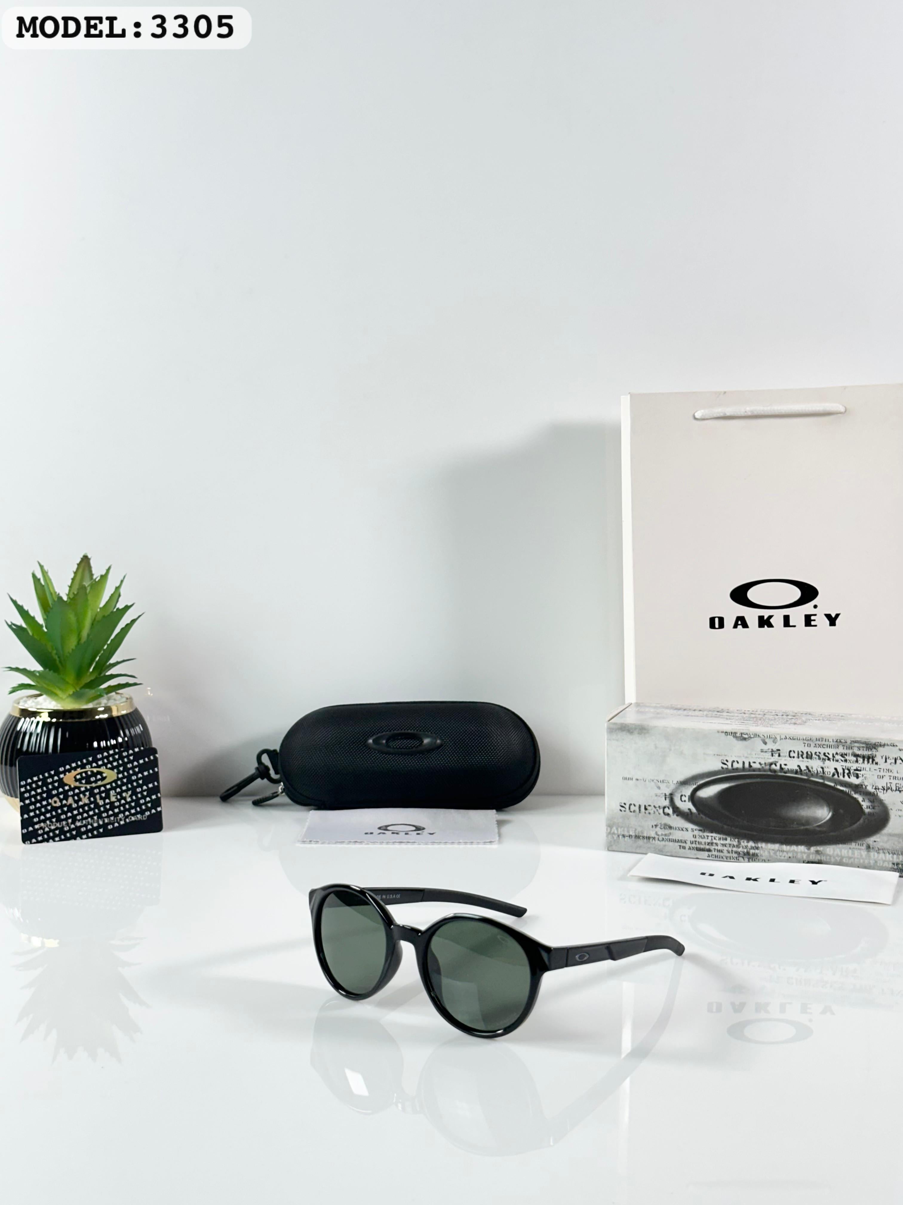 *OAKLEY 3305 BLACK GREEN*
