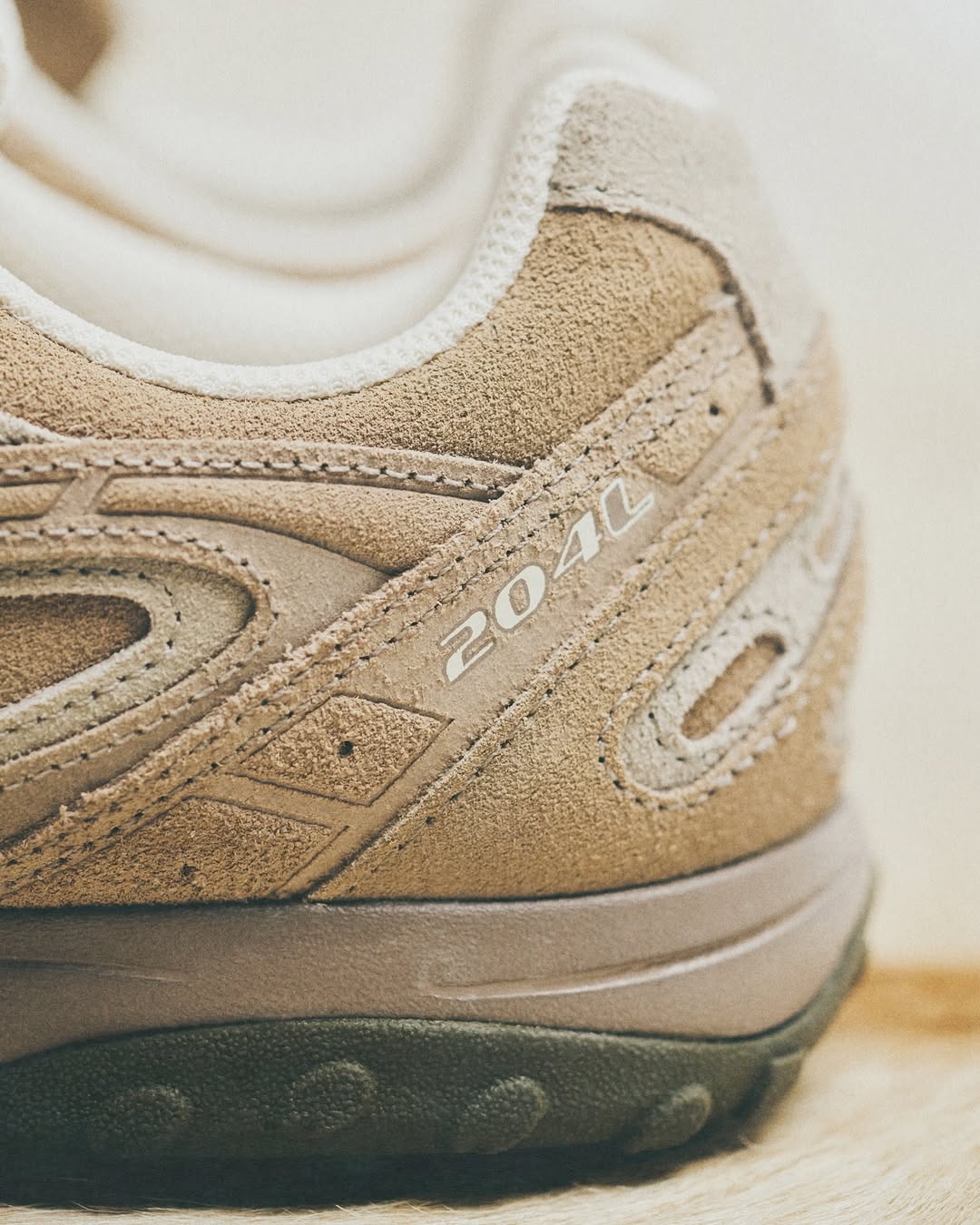 New balanc_e 204L Mushroom Arid Stone