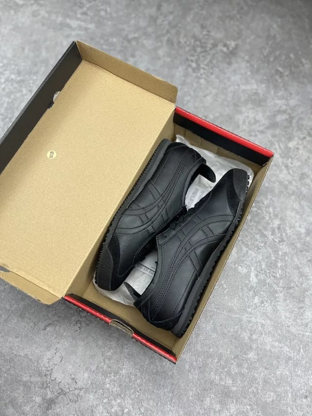 Onitsuk_a Tiger Mexico 66 Triple Black