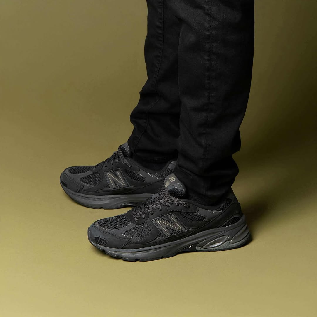 Ne_ww Balance 2010 Black