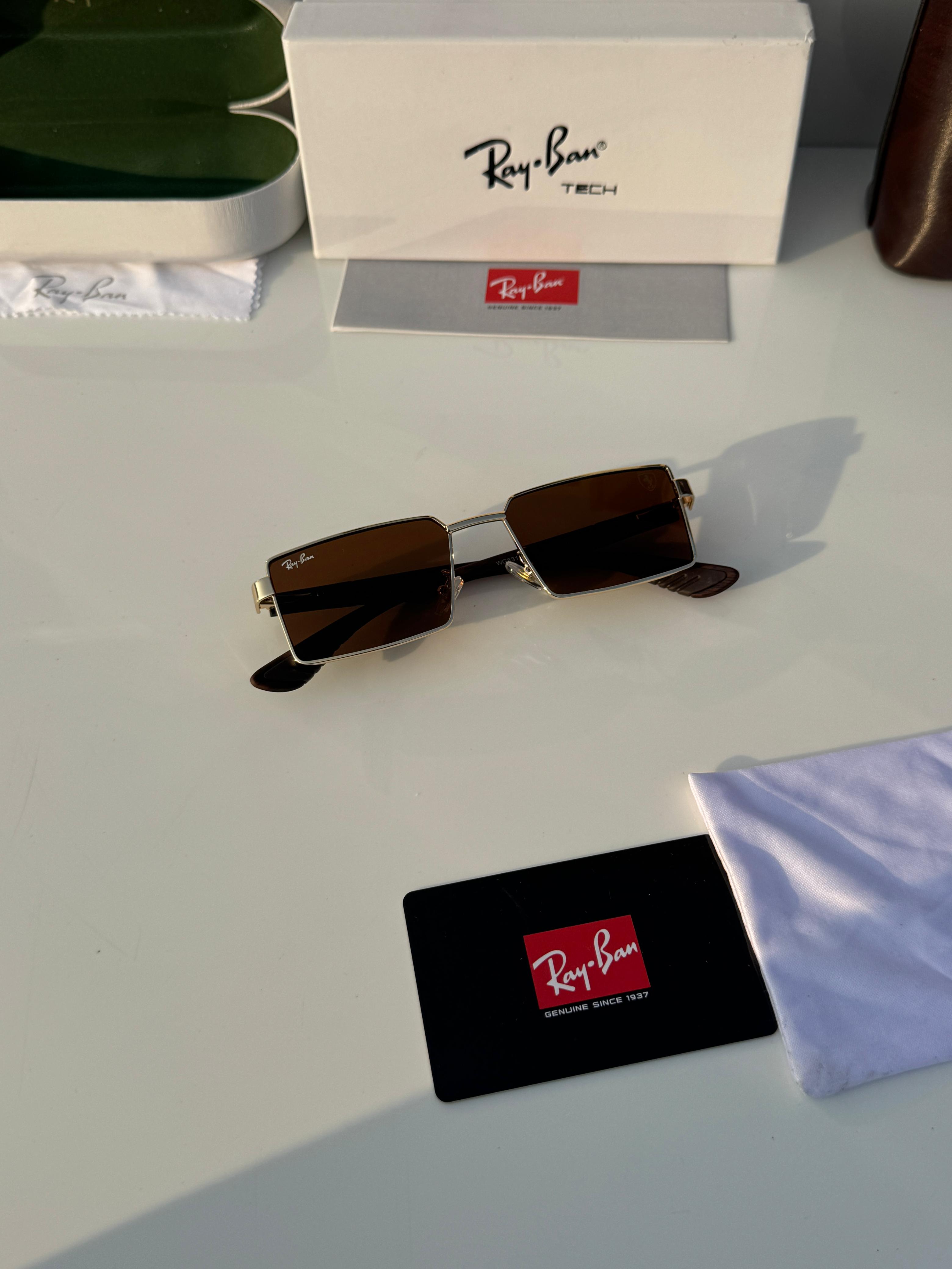 Rayban 83138 gold brown