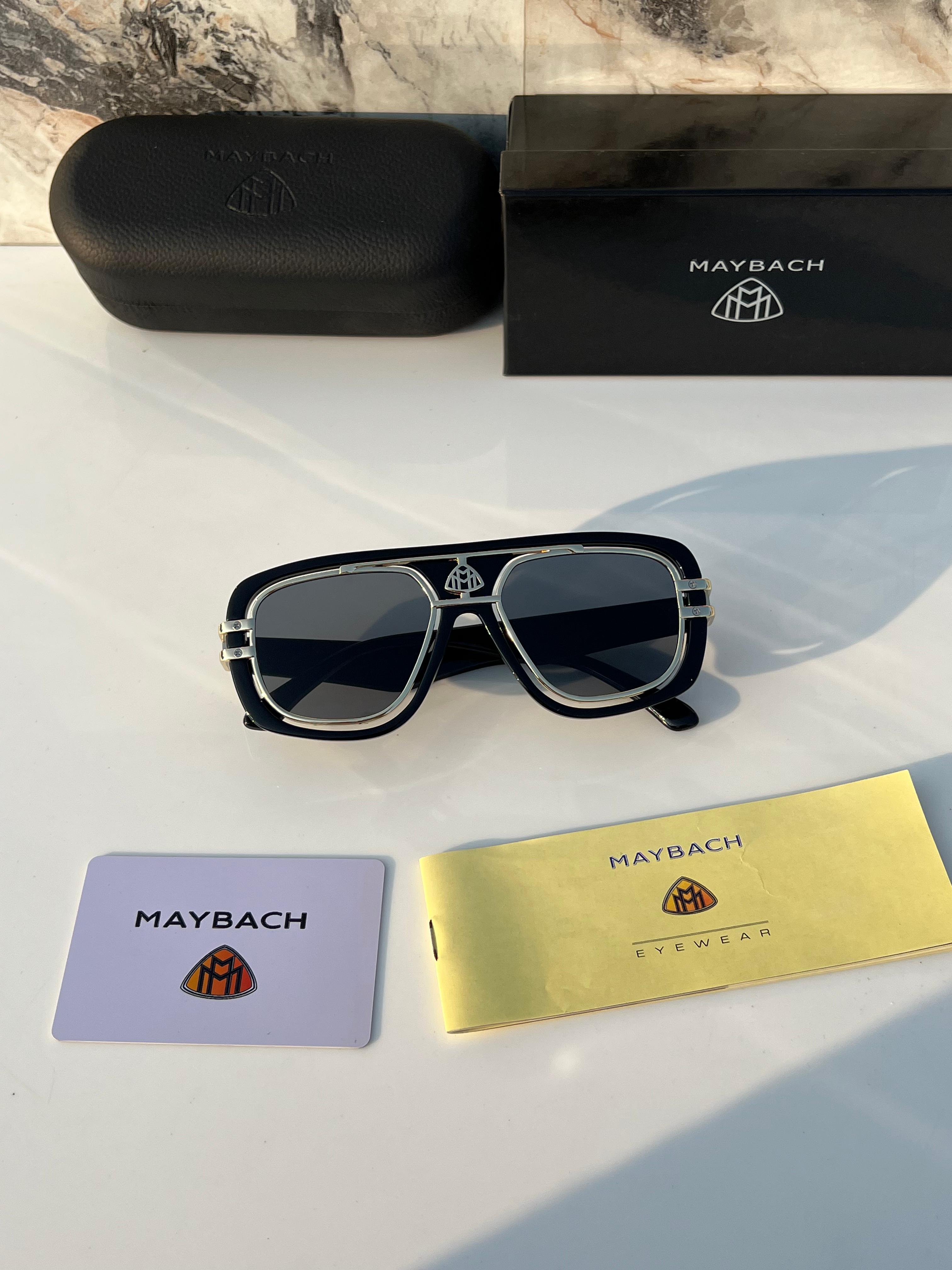 *May_bach 7339 black gold*