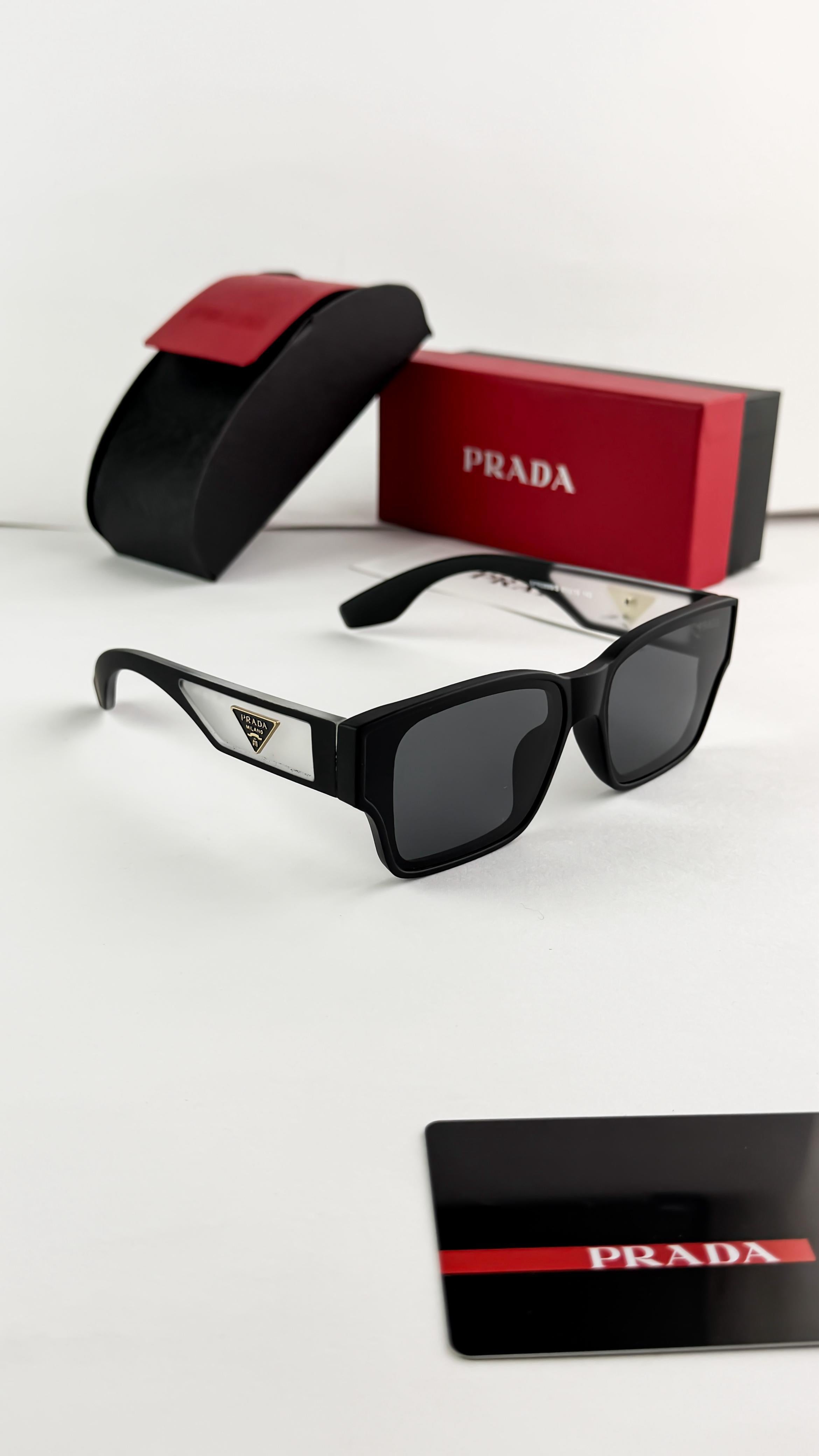 pRAD_A BLACK 0899