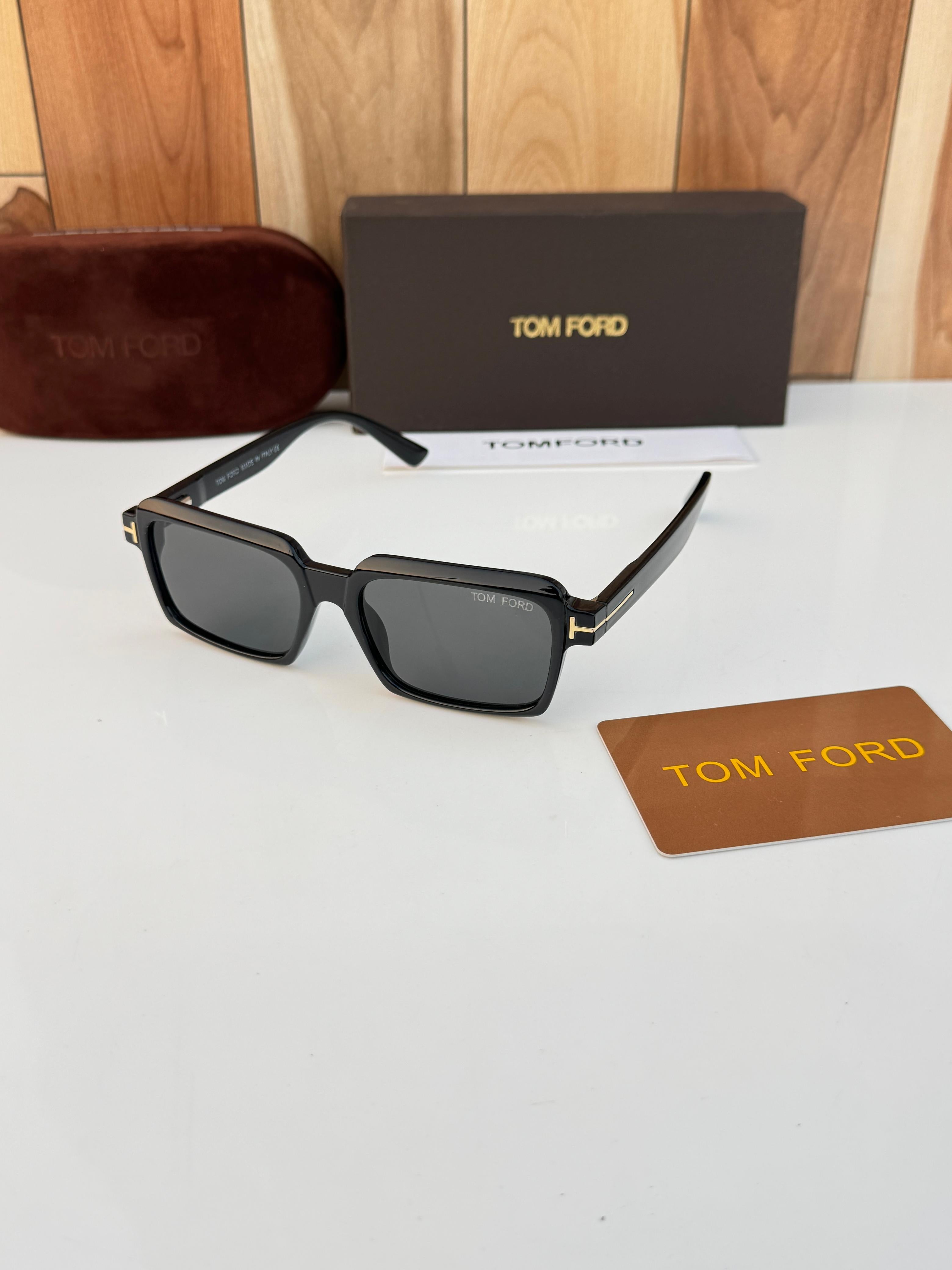 Tomford 1146 matt black