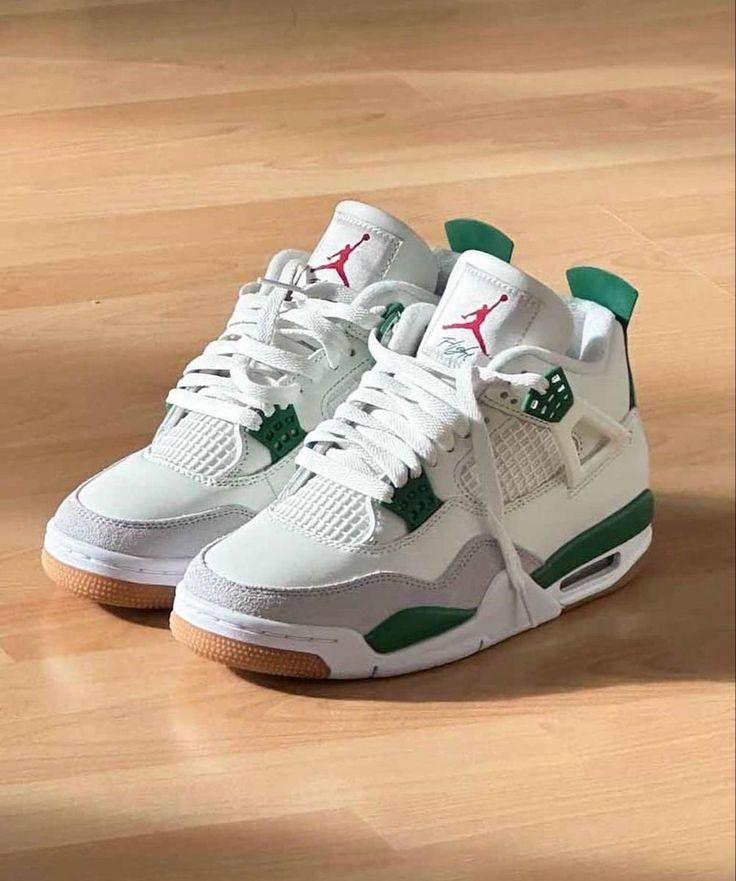 Air Jorda_n Retr_o 4 Pine Green