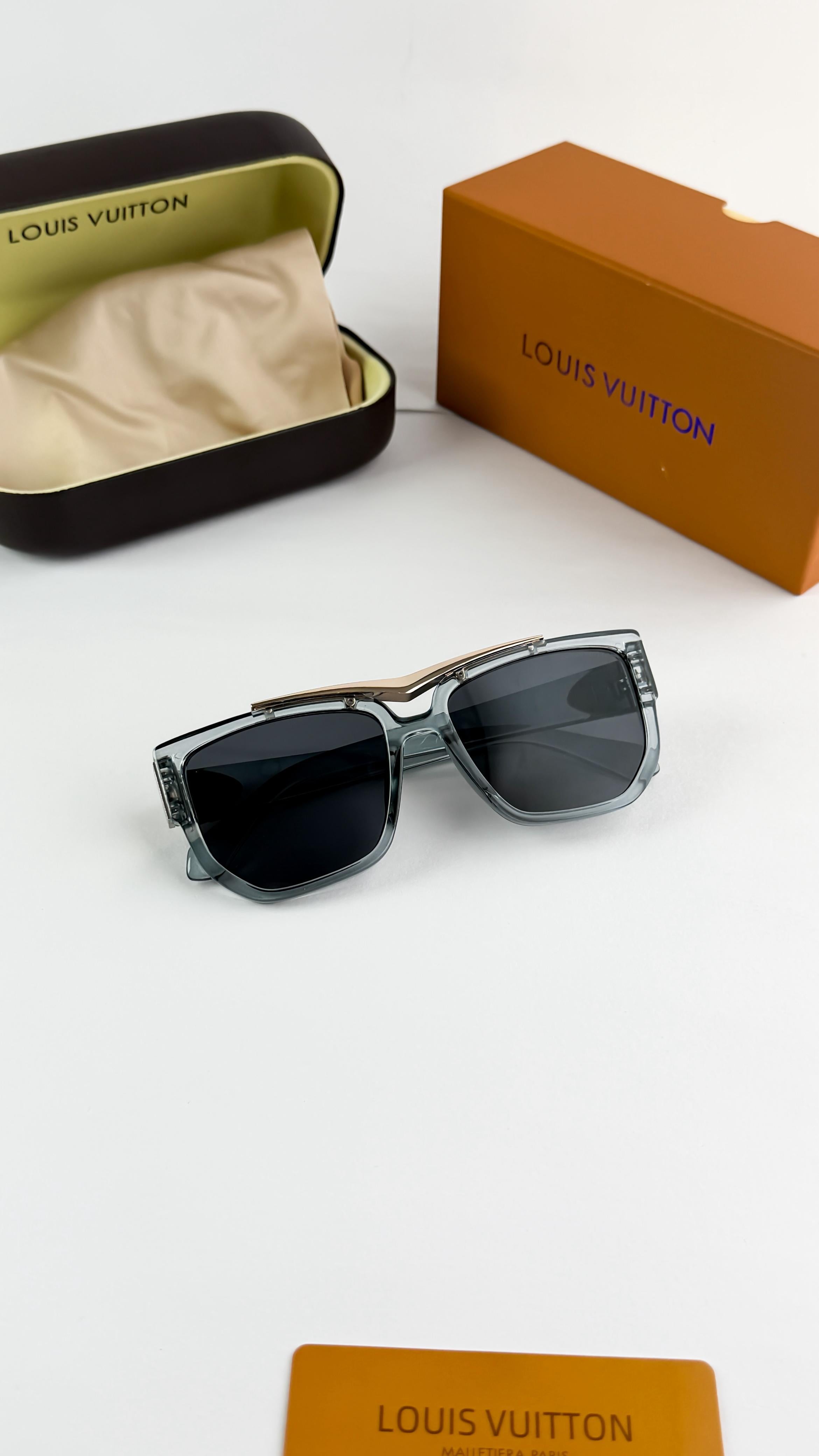 *LOUIS VUITTON TRANSPRENT BLACK 310🔥🔥🔥*