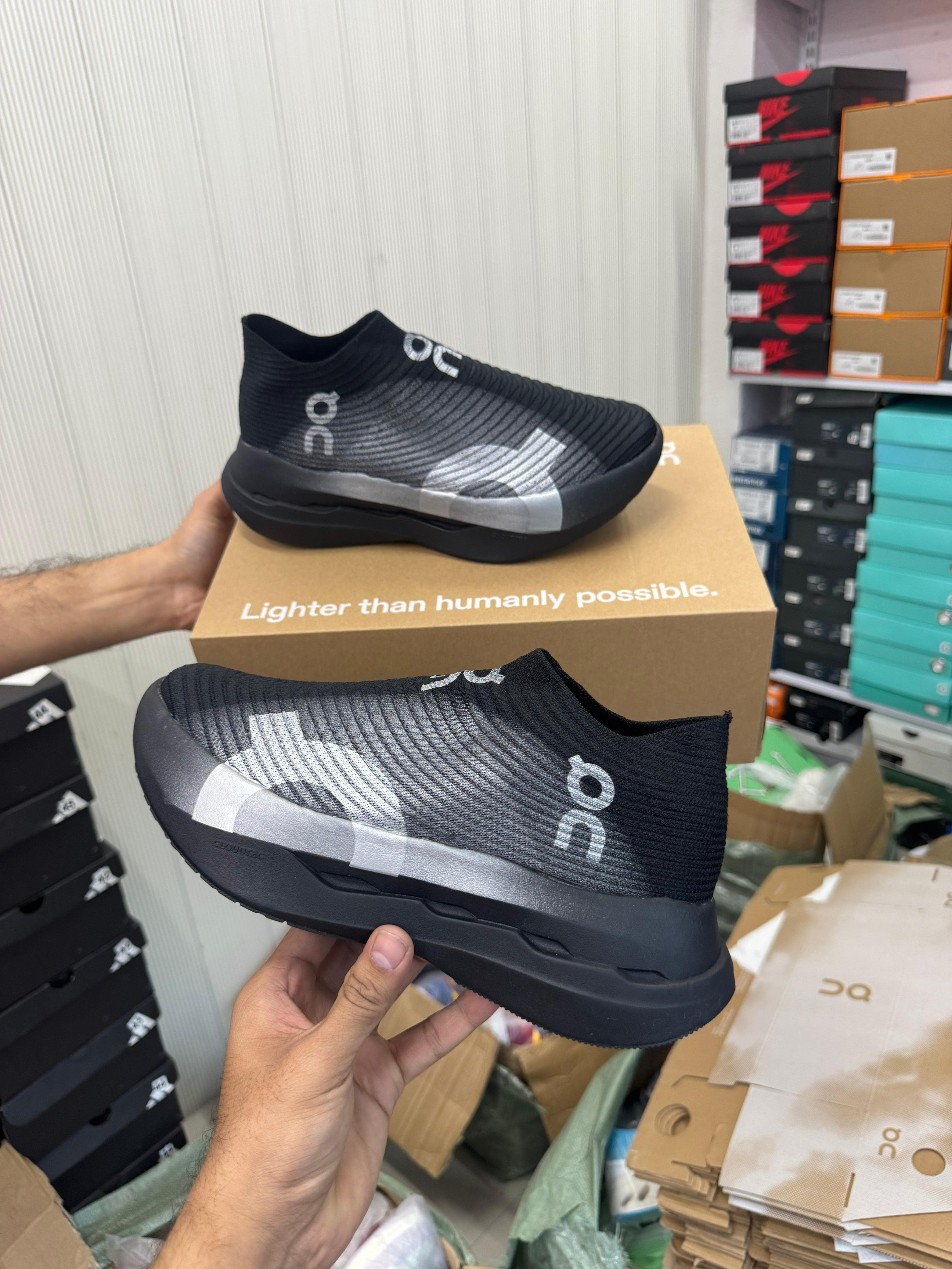 *On Clou_dBoom Strike LS Black/Silvery 🇮🇳