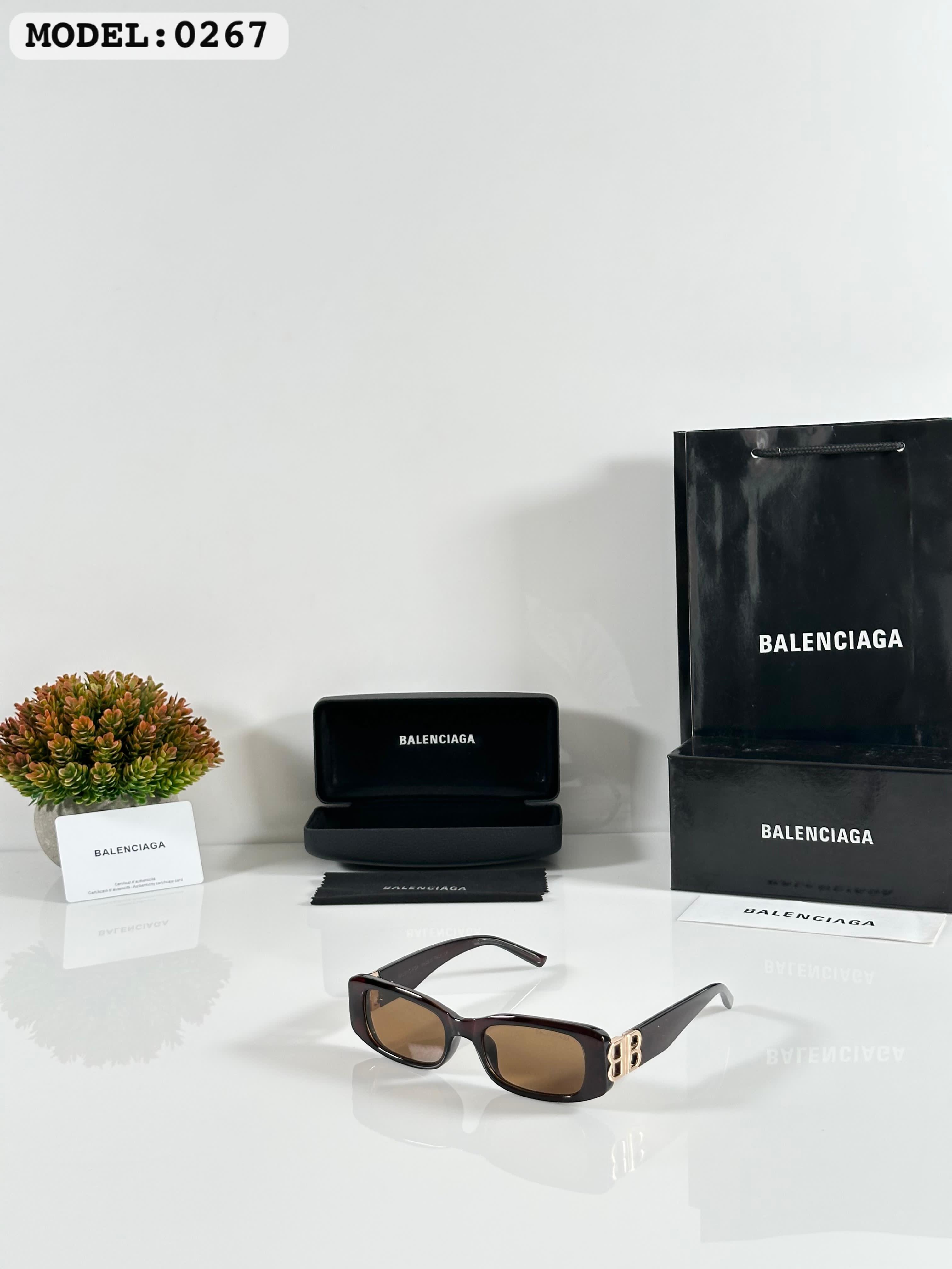 *BALENCIAGA WMNS 0267 BROWN*