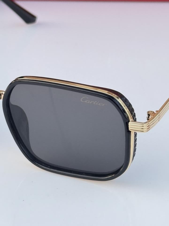 Car-tier 2841 gold black