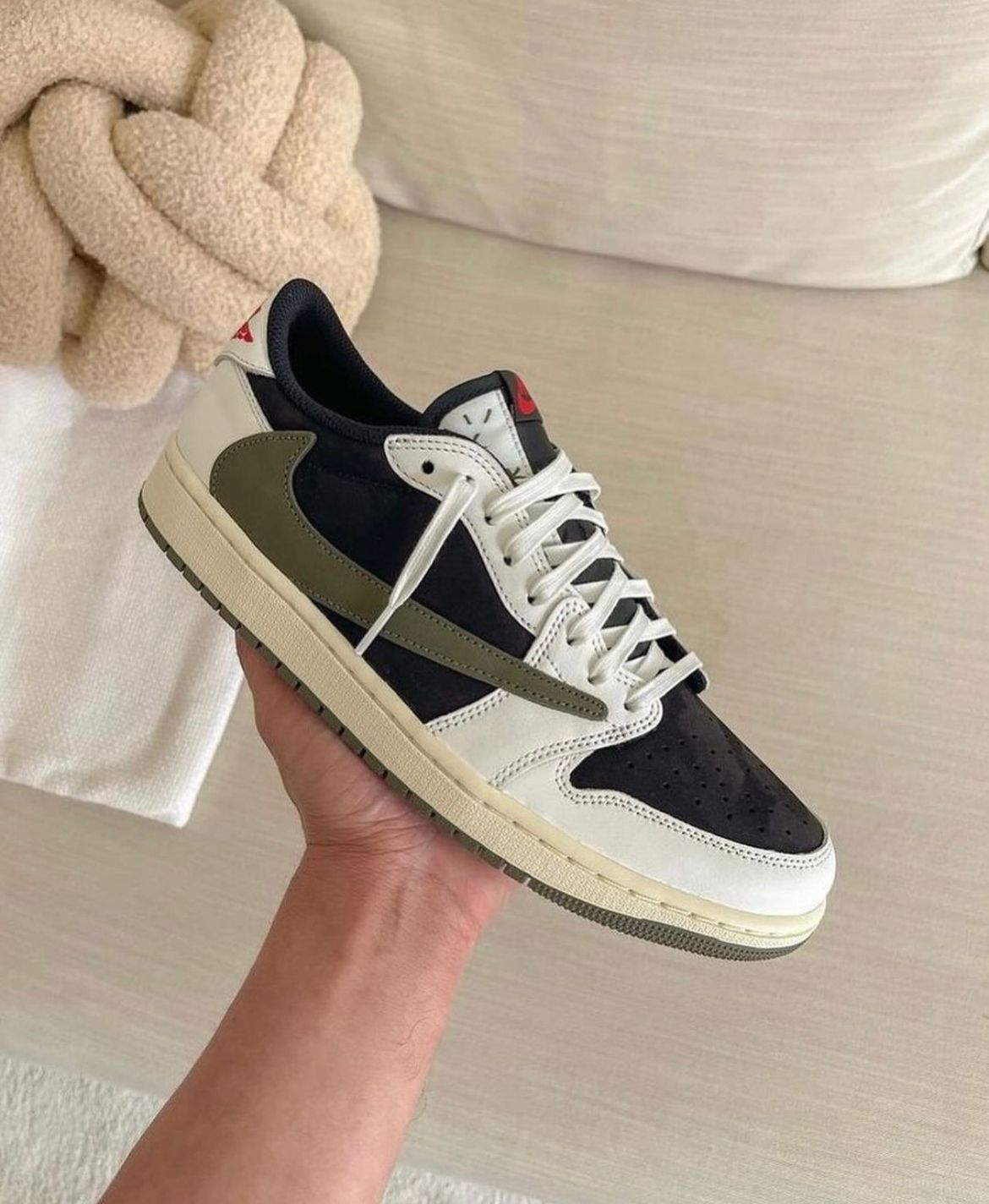 Jordan 1 Low X Travis Scott Olive Semi UA Quality