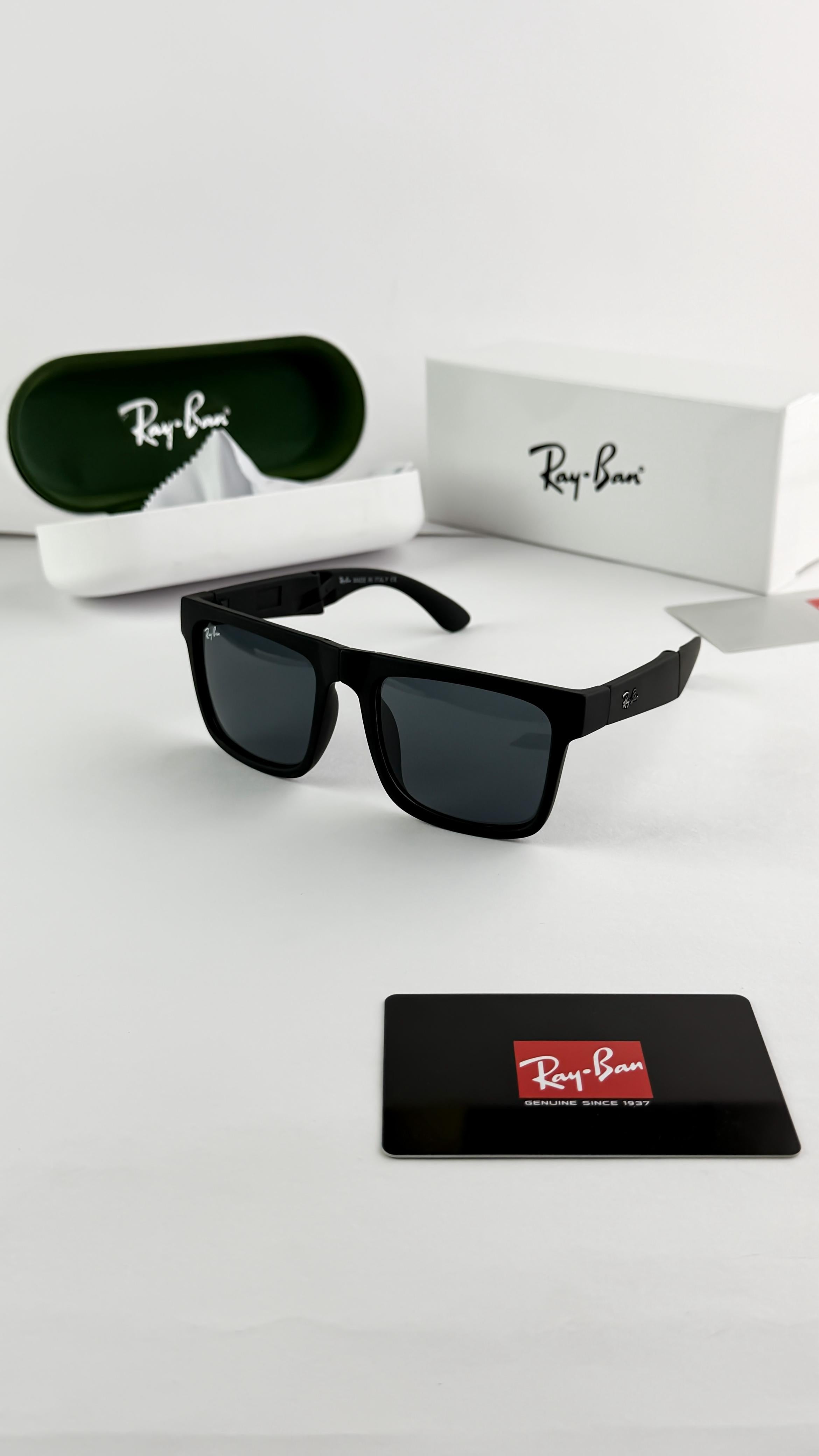 *RAYBAN BLACK FOLDABLE 4601😡😡😡SHOW YOUR PERSONALITY