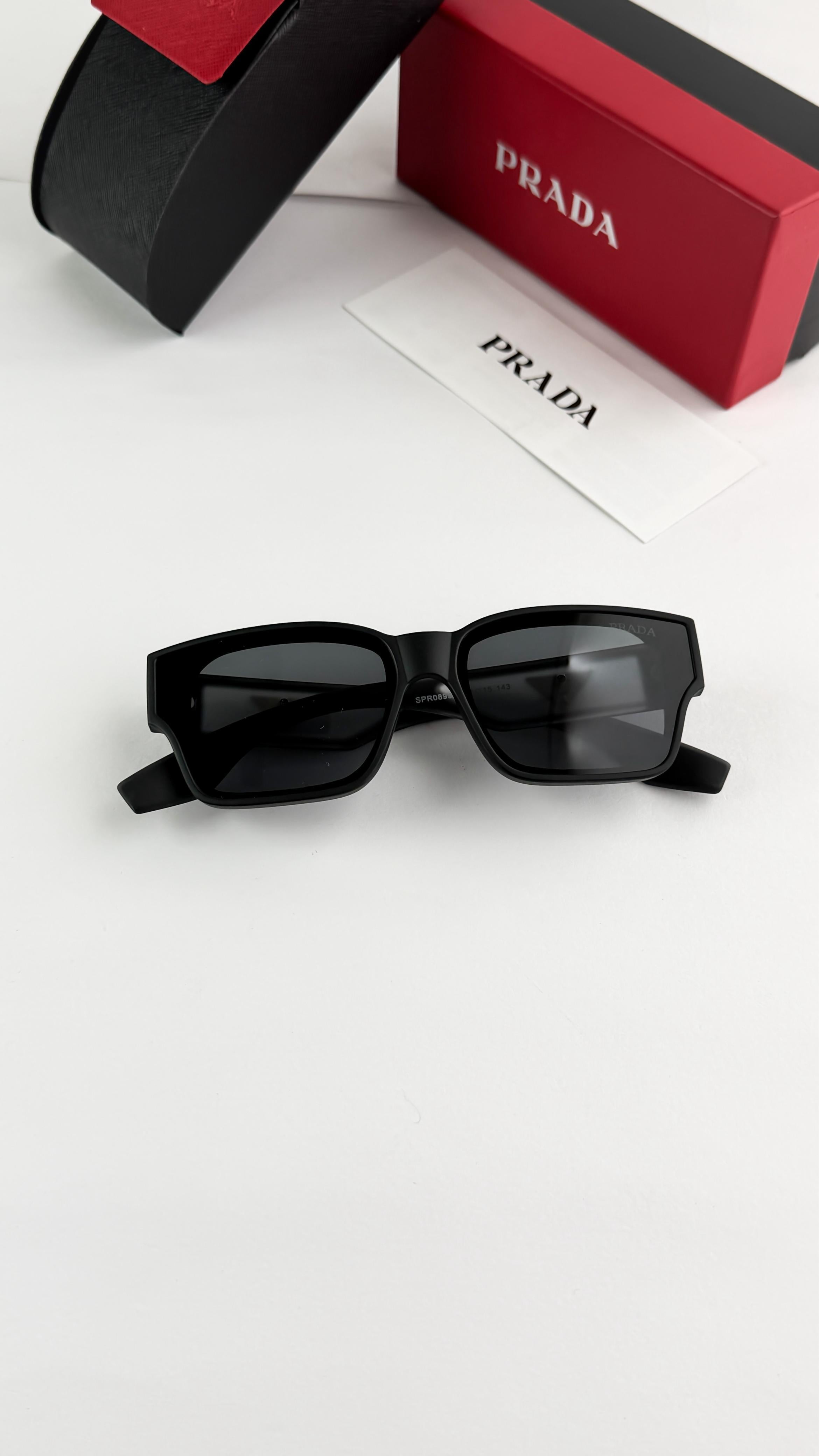pRAD_A BLACK 0899