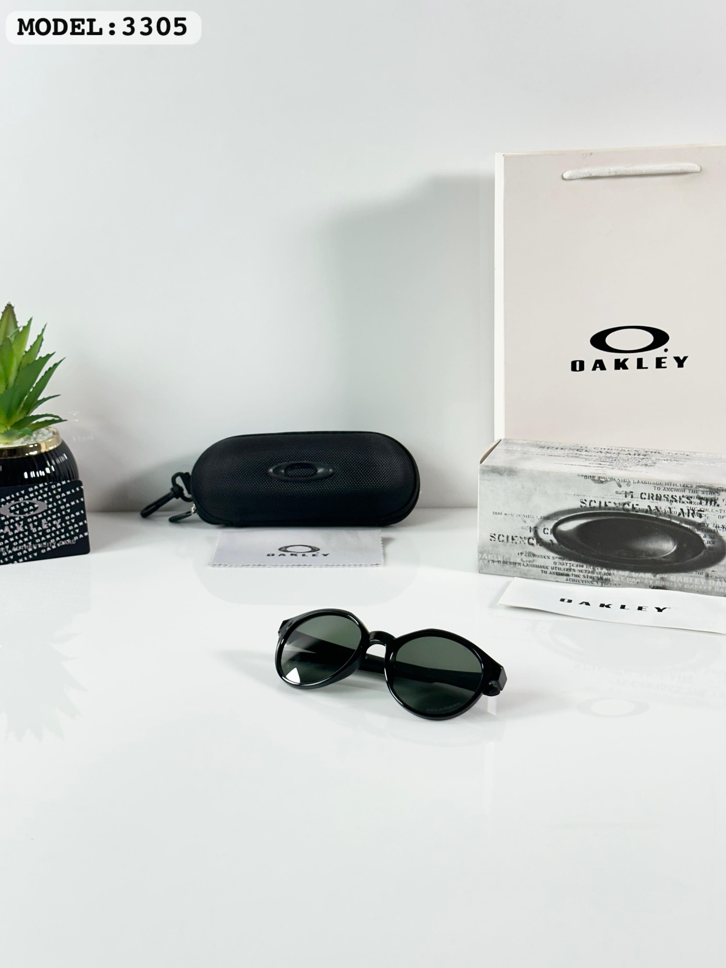 *OAKLEY 3305 BLACK GREEN*