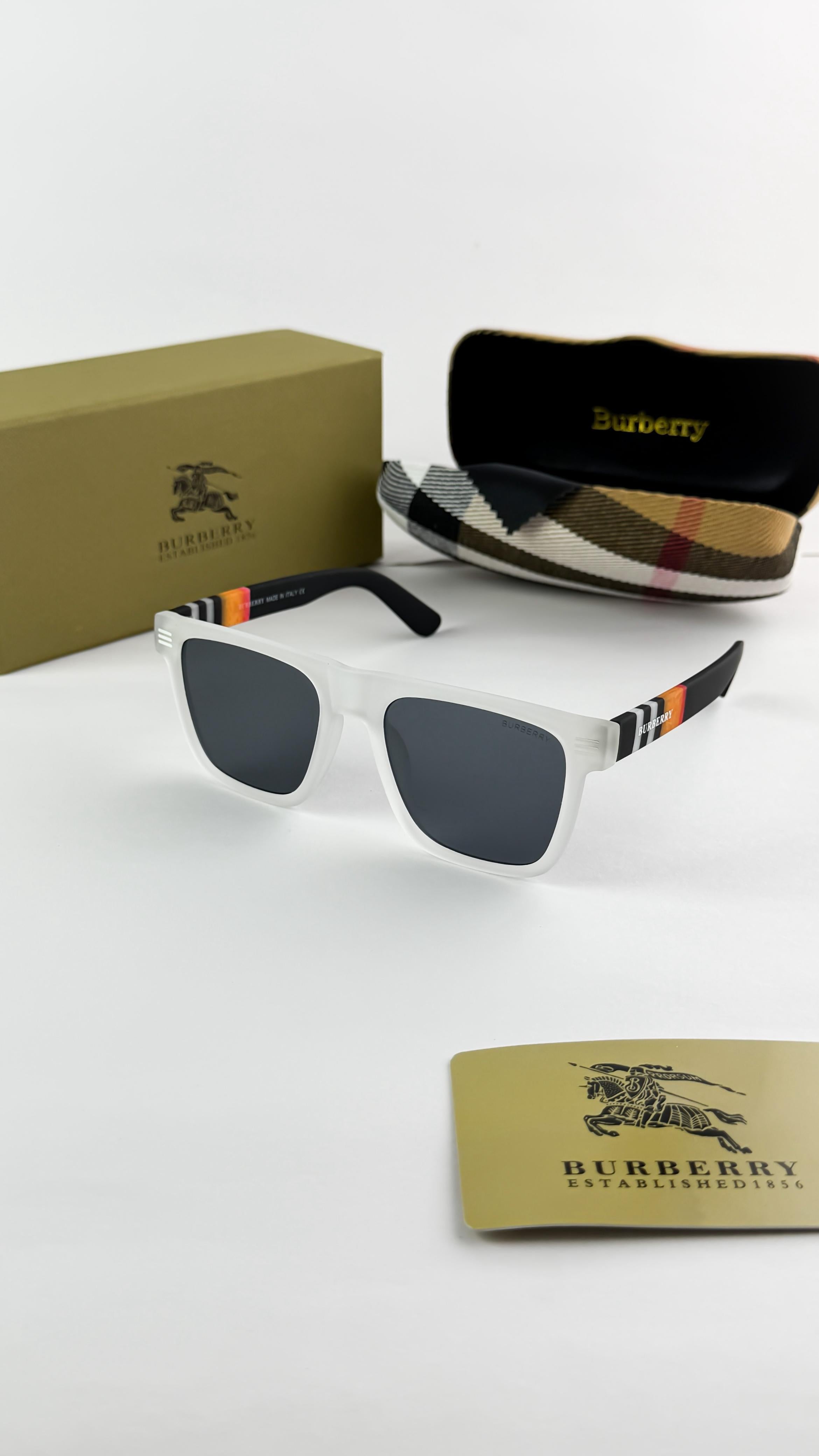 BURBERRY ICE BLACK 4382 MOST DEMANDING ARTICLE