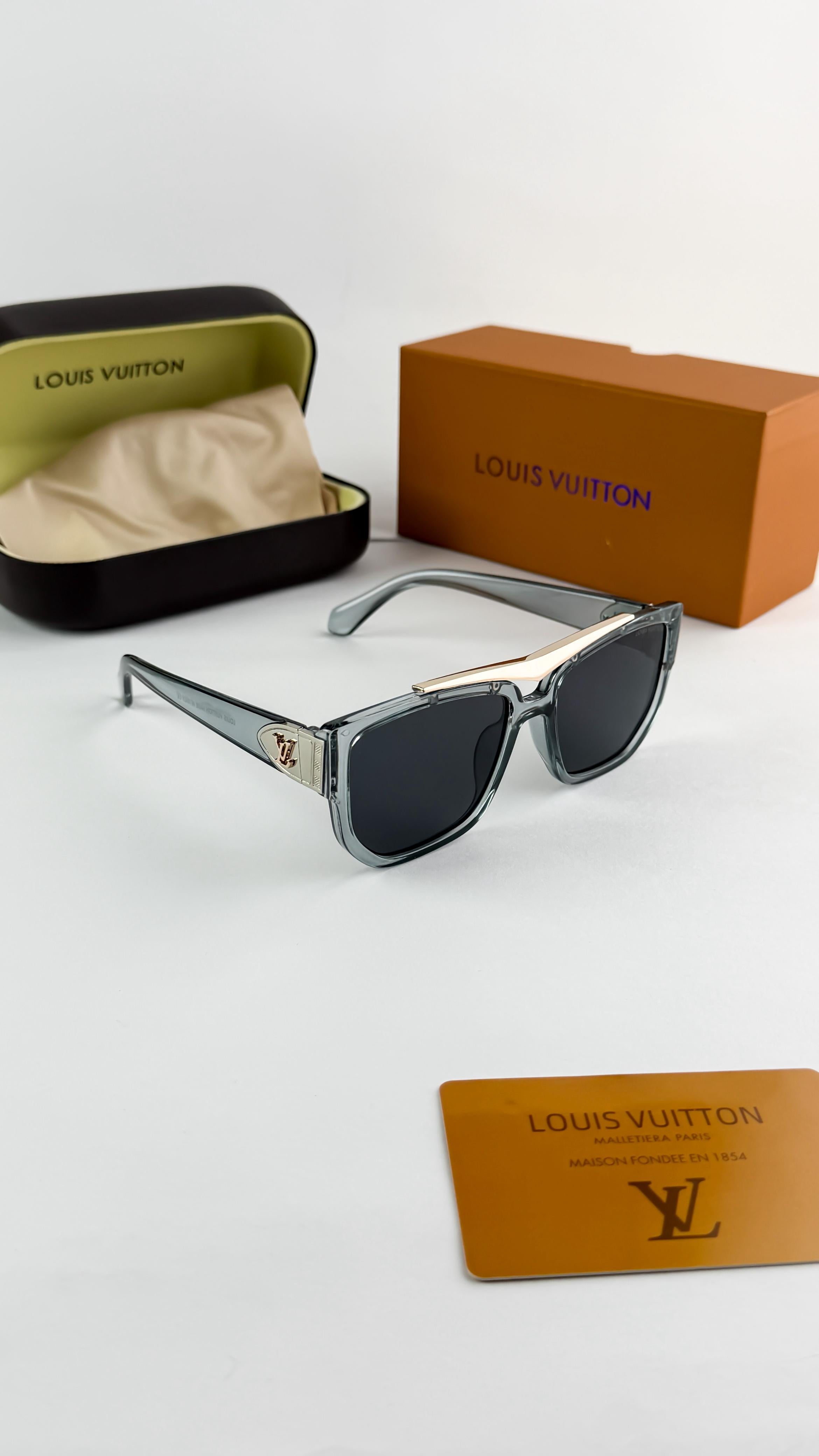 *LOUIS VUITTON TRANSPRENT BLACK 310🔥🔥🔥*