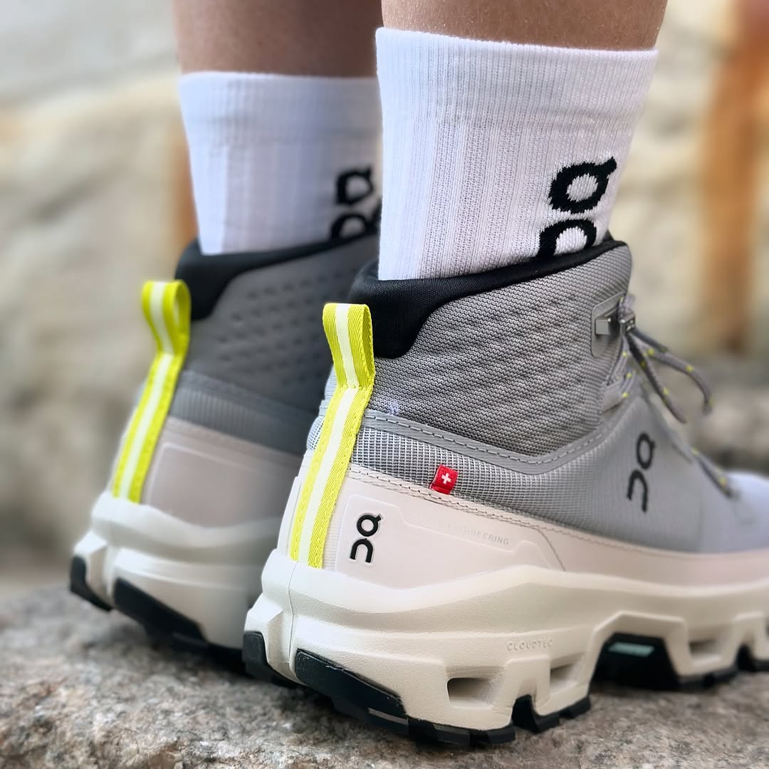 *On Running CloudRock Mid WP Hiking & Trail Alloy Ice